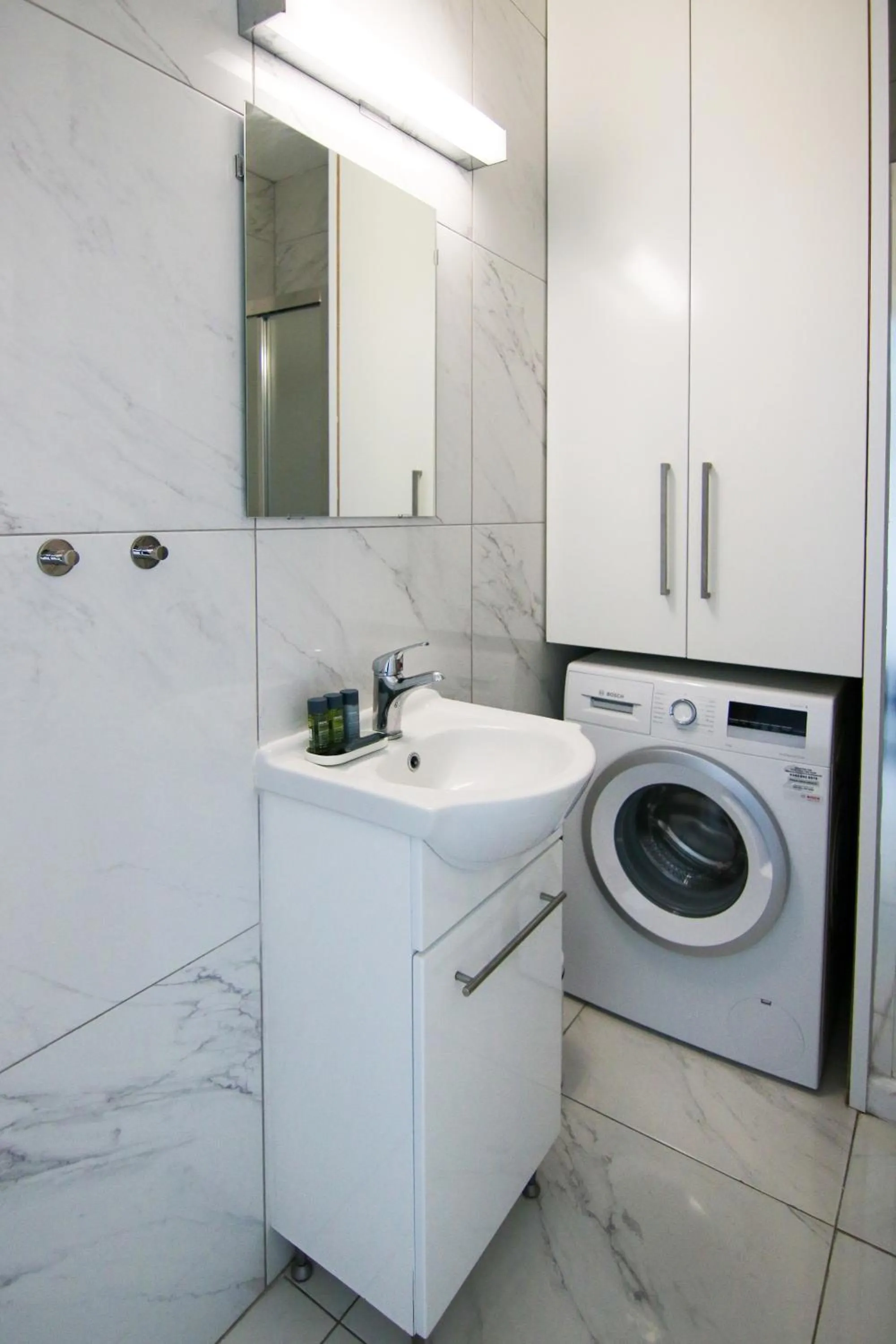 Bathroom in Phaedrus Living - Seaside Executive Flat Harbour 206