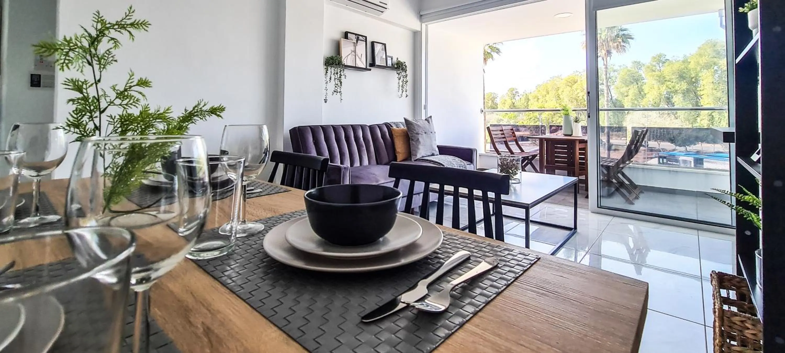 Seating area in Phaedrus Living - Seaside Executive Flat Harbour 206