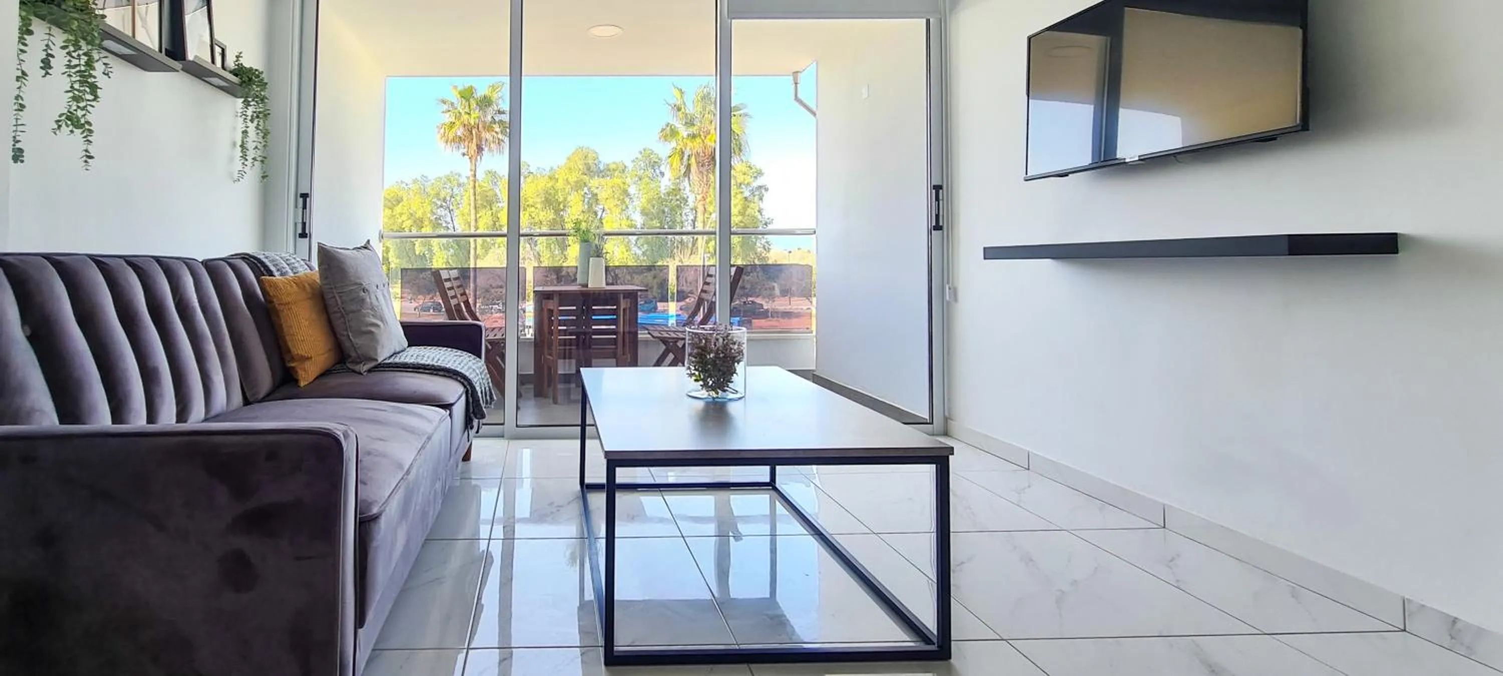 Living room in Phaedrus Living - Seaside Executive Flat Harbour 206