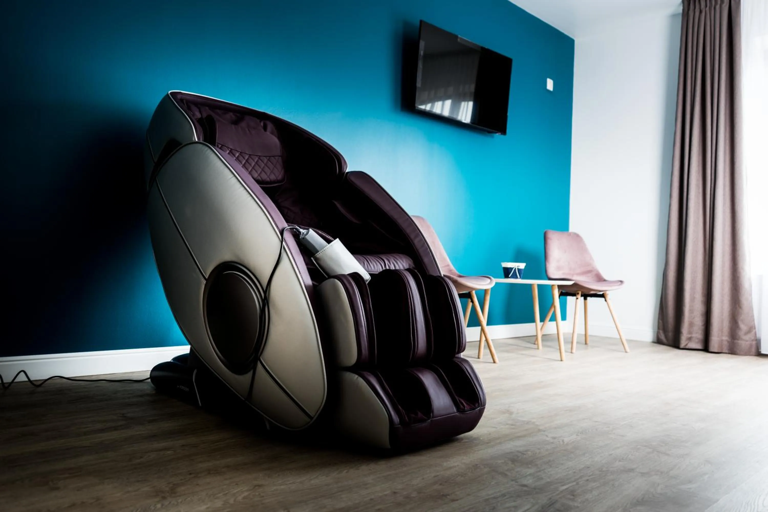 Massage in English House