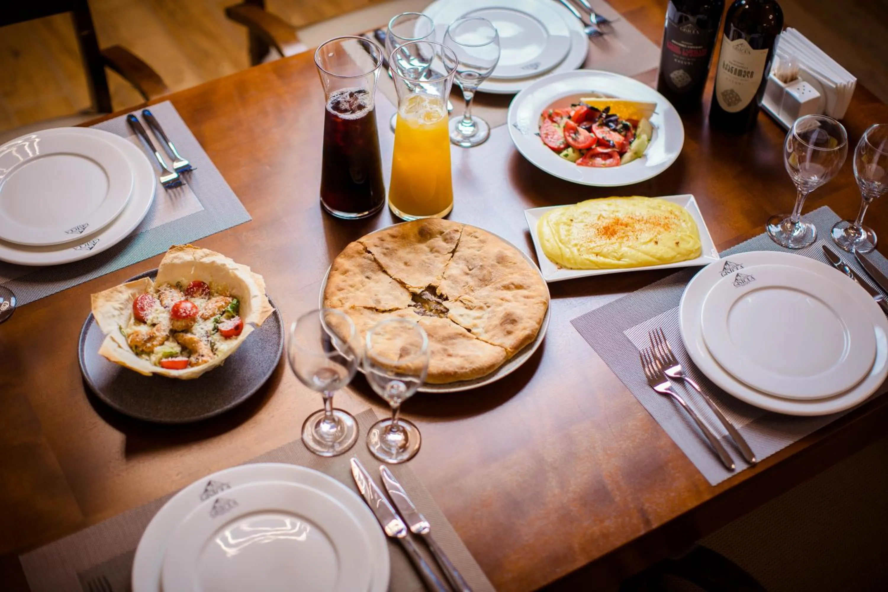 Restaurant/places to eat in Gistola Hotel Mestia