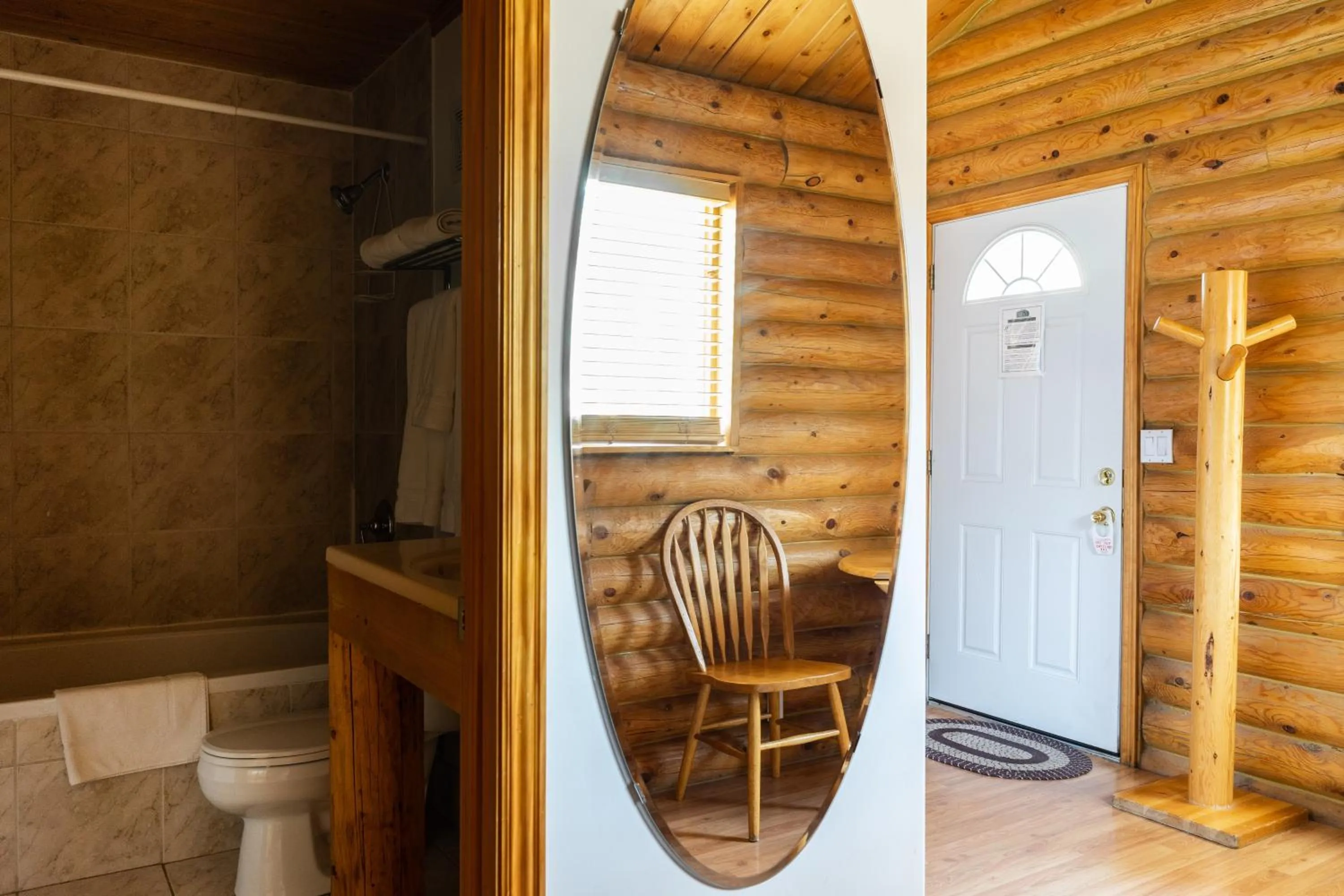 Bathroom in Country Cabins Inn