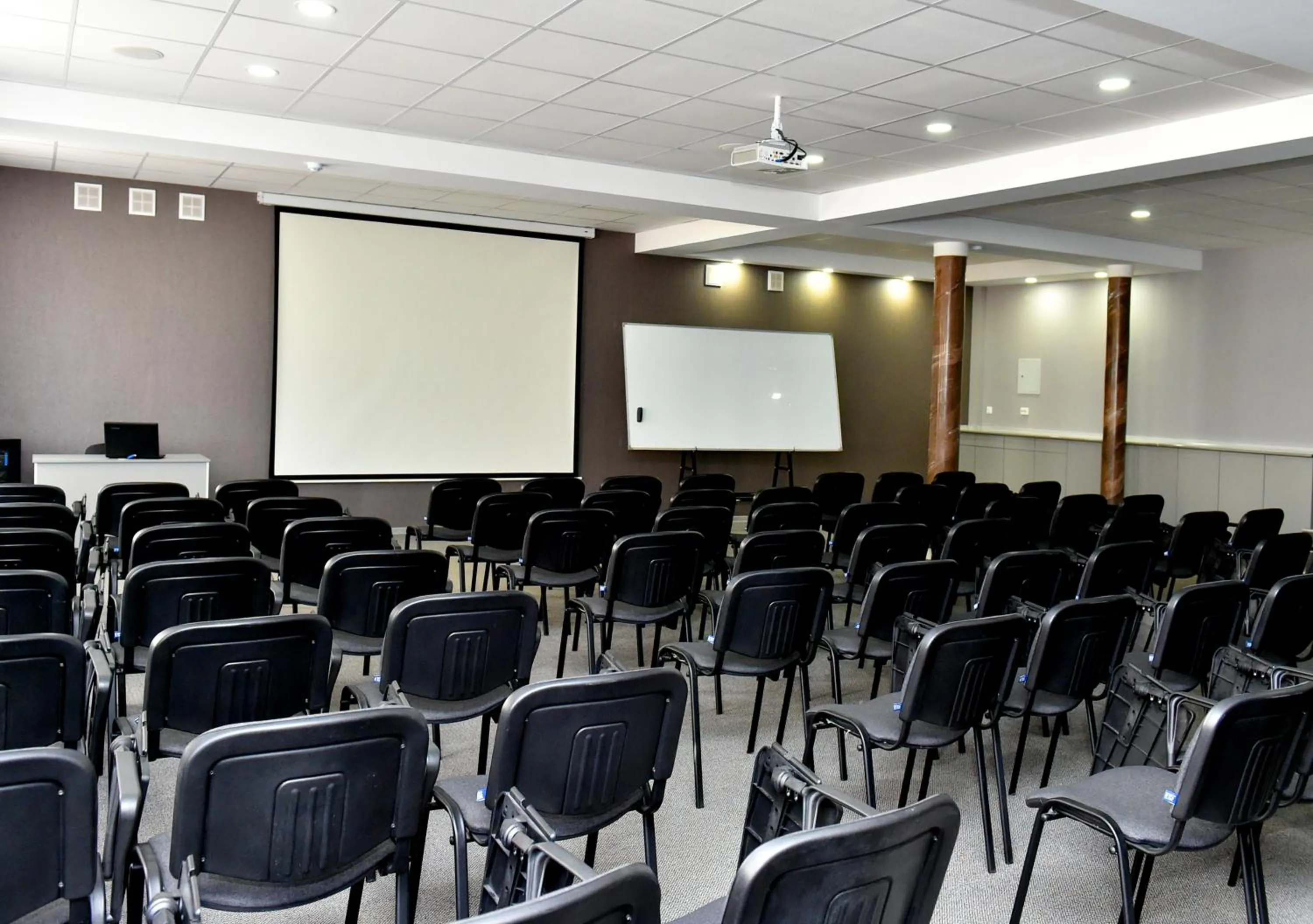 Business facilities in Skif HOTEL & SPA