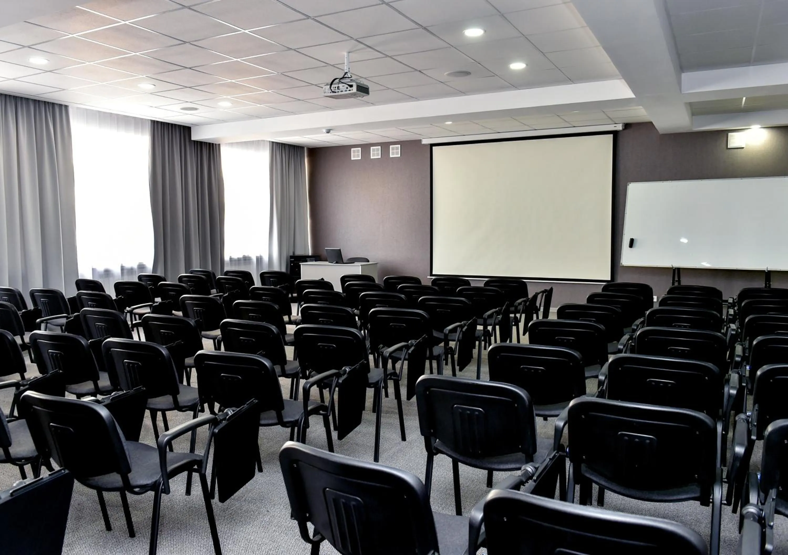 Business facilities in Skif HOTEL & SPA