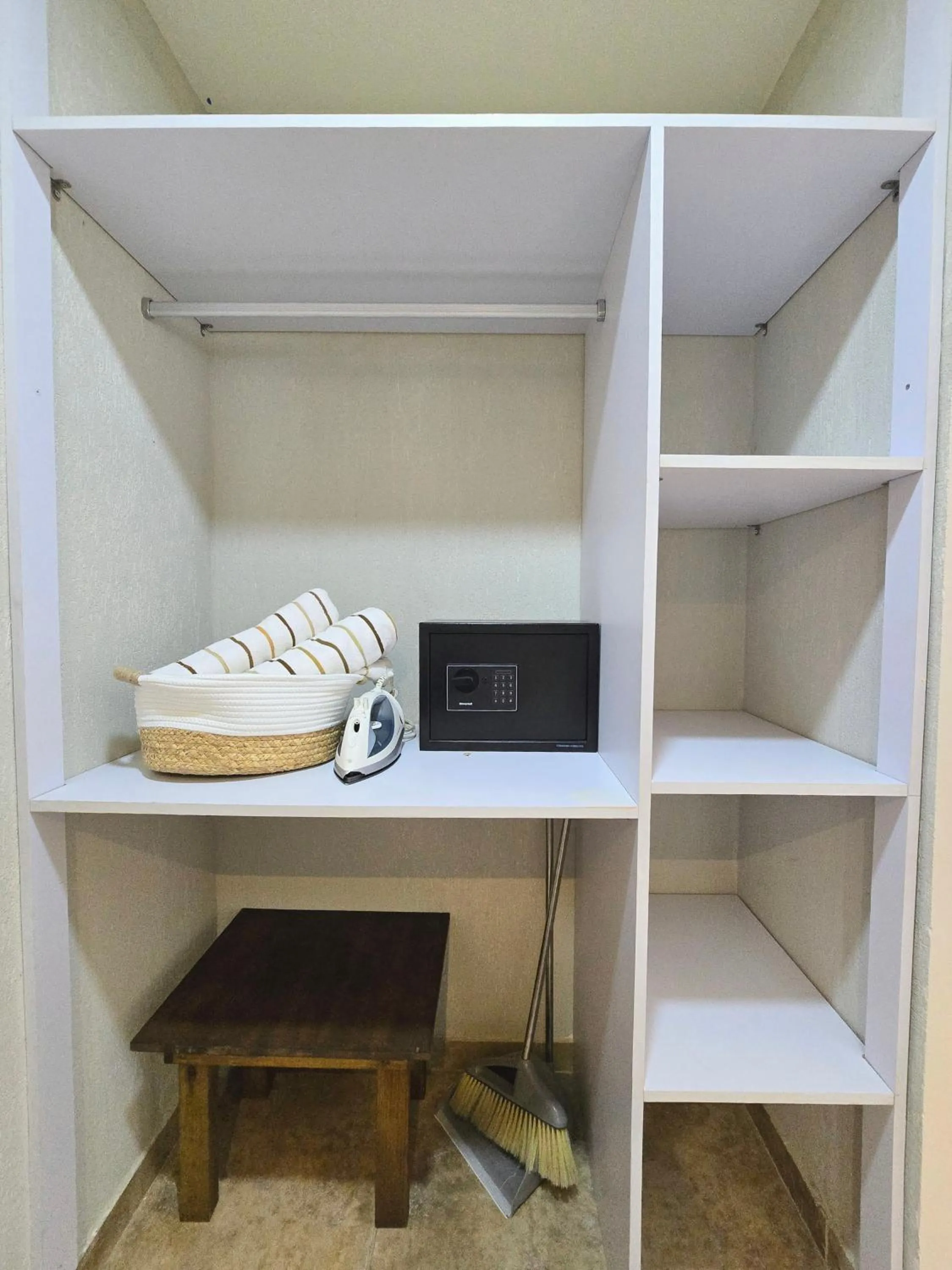 Area and facilities in Rooi Santo Residence