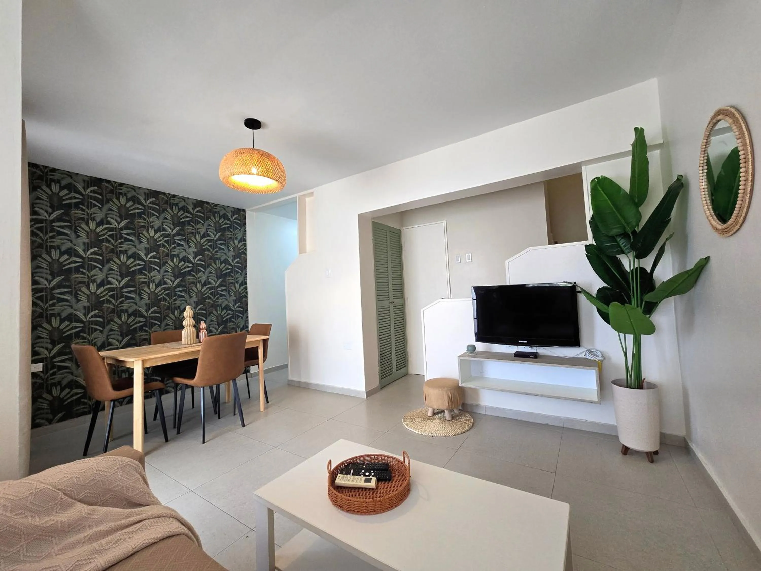 TV and multimedia in Rooi Santo Residence