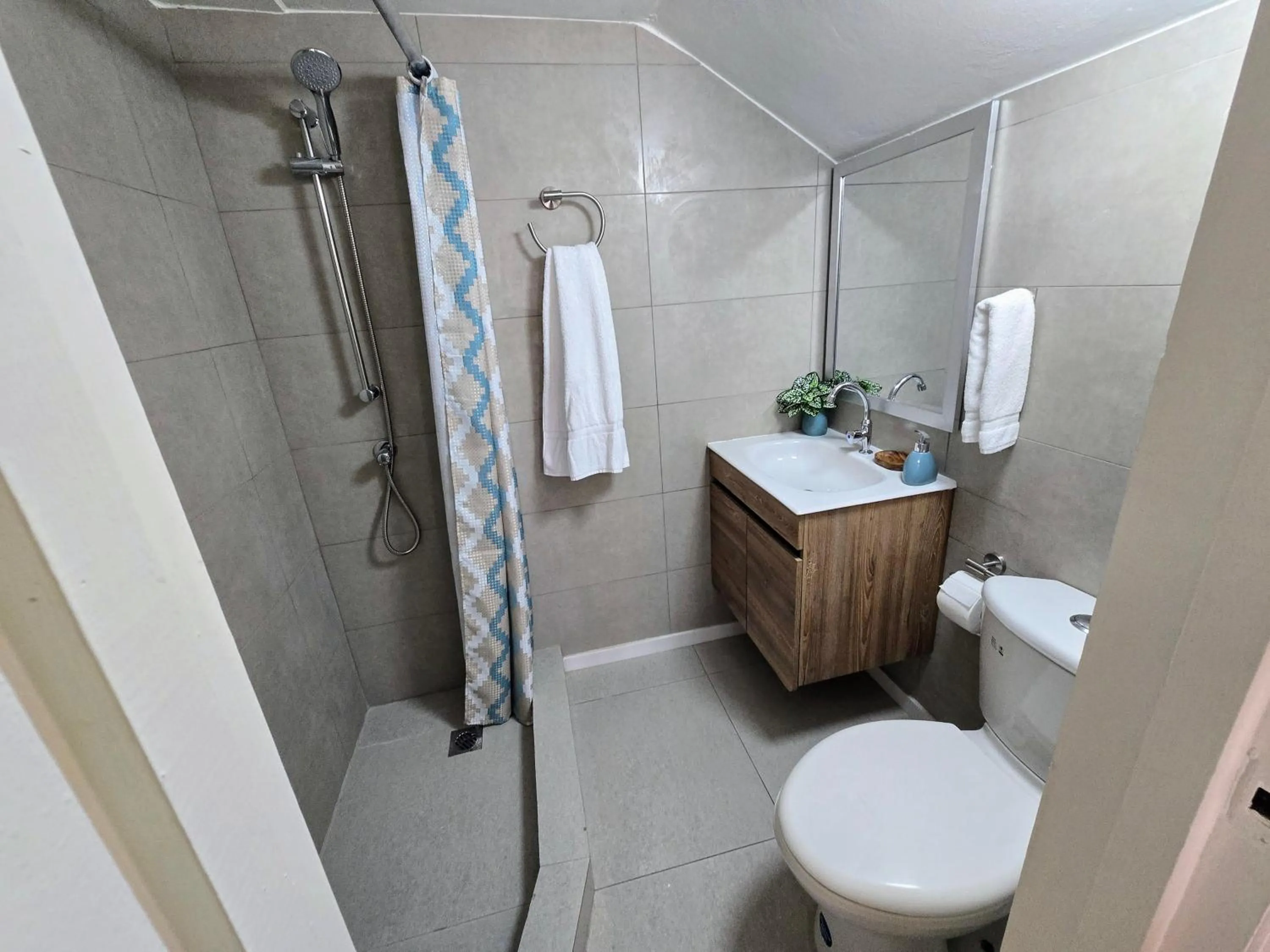 Bathroom in Rooi Santo Residence