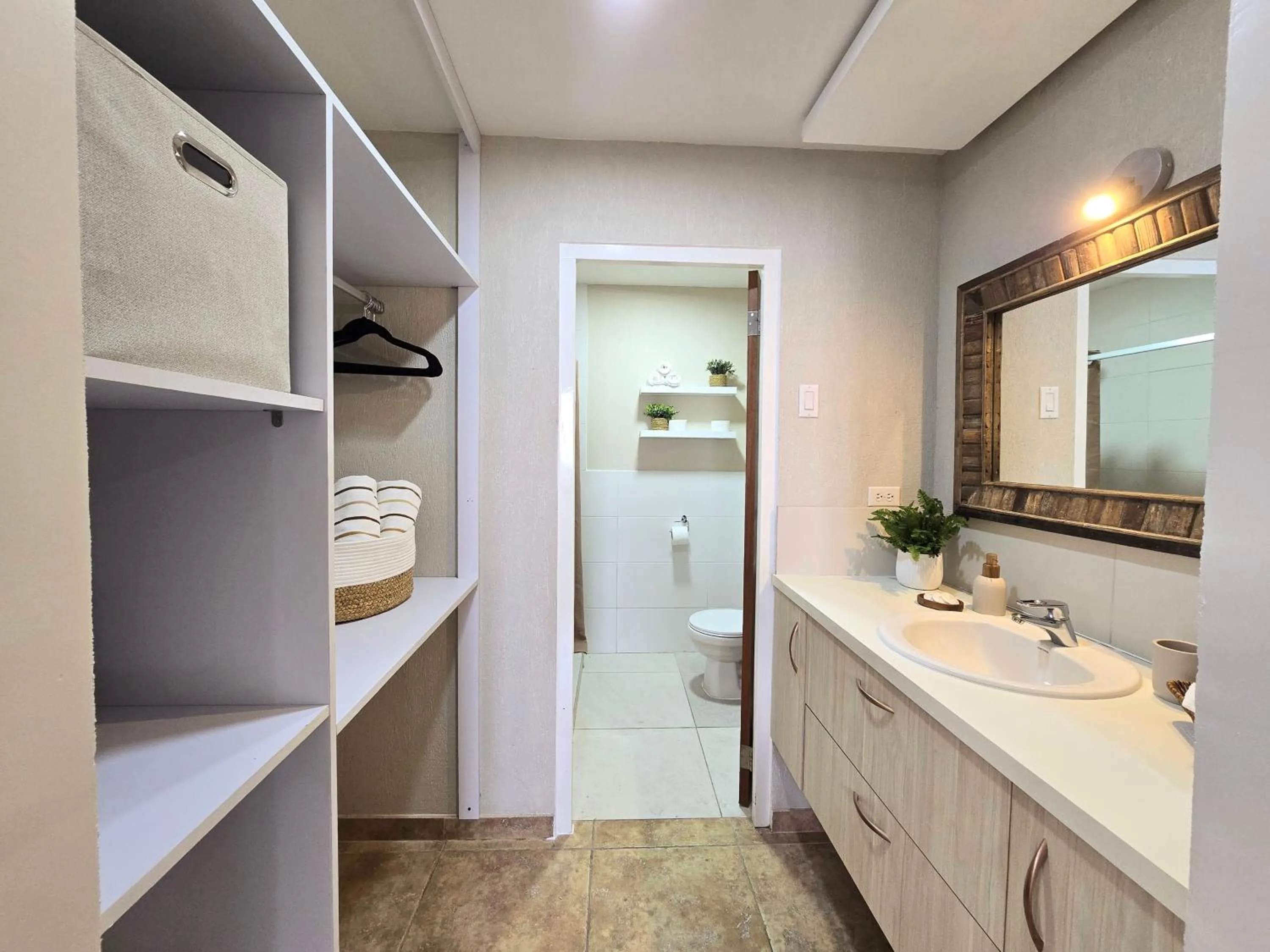 Bathroom in Rooi Santo Residence