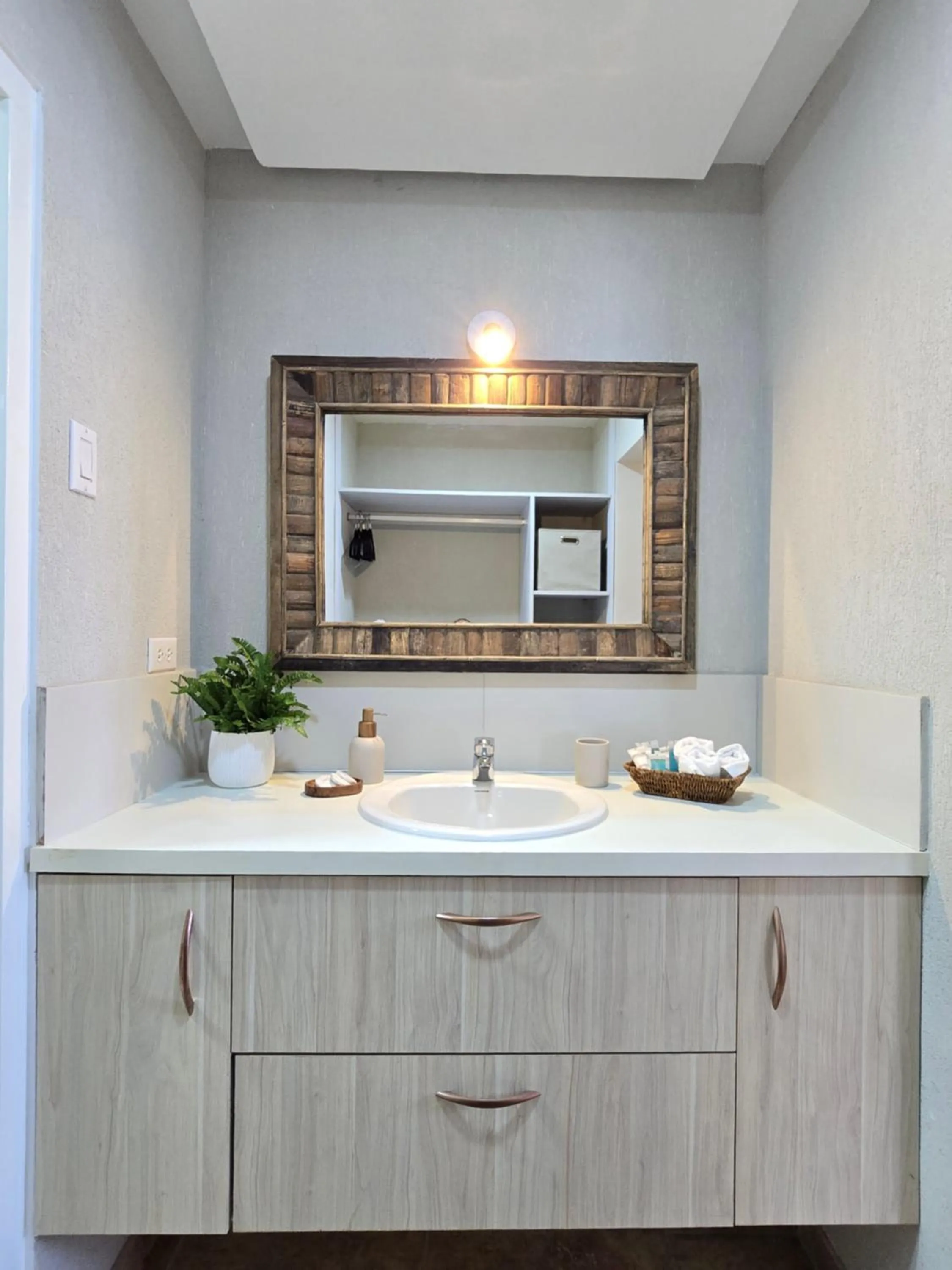 Bathroom in Rooi Santo Residence