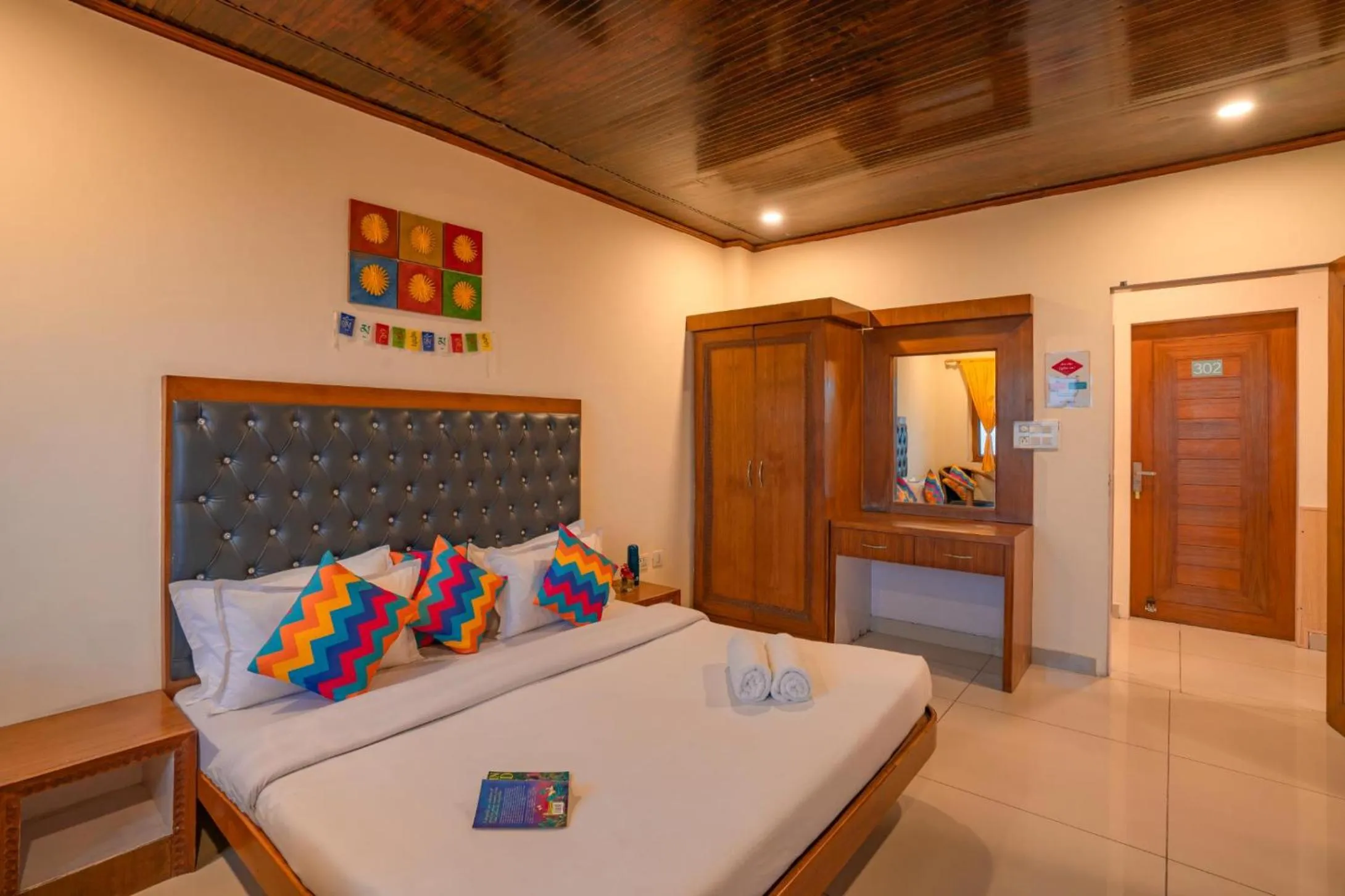 Bed in goSTOPS Mussoorie, Library Road