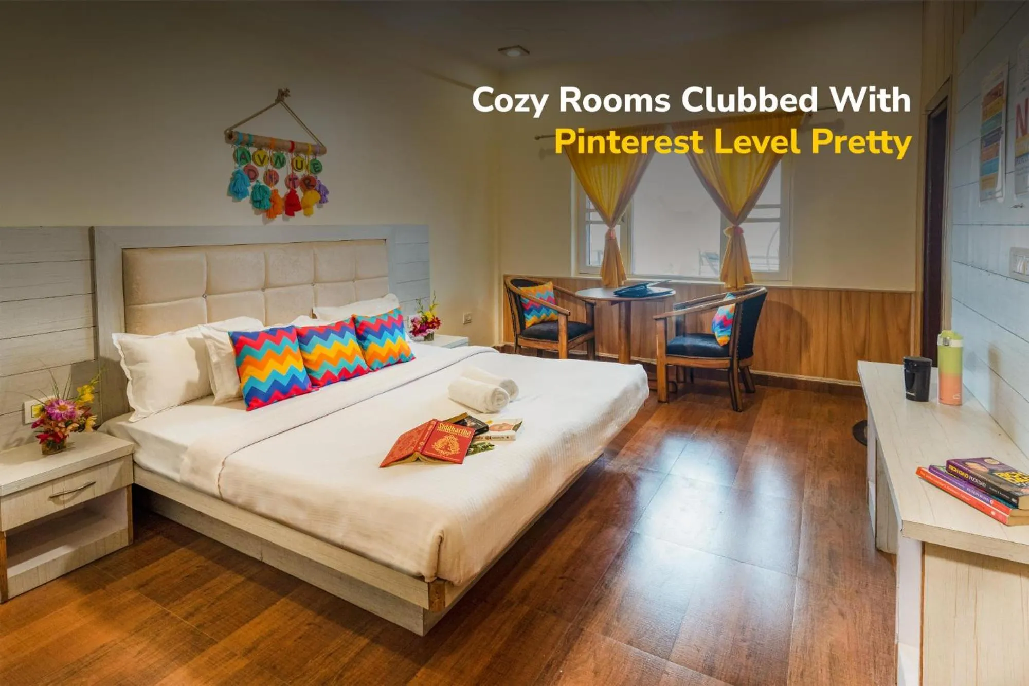 Bedroom, Bed in goSTOPS Mussoorie, Library Road