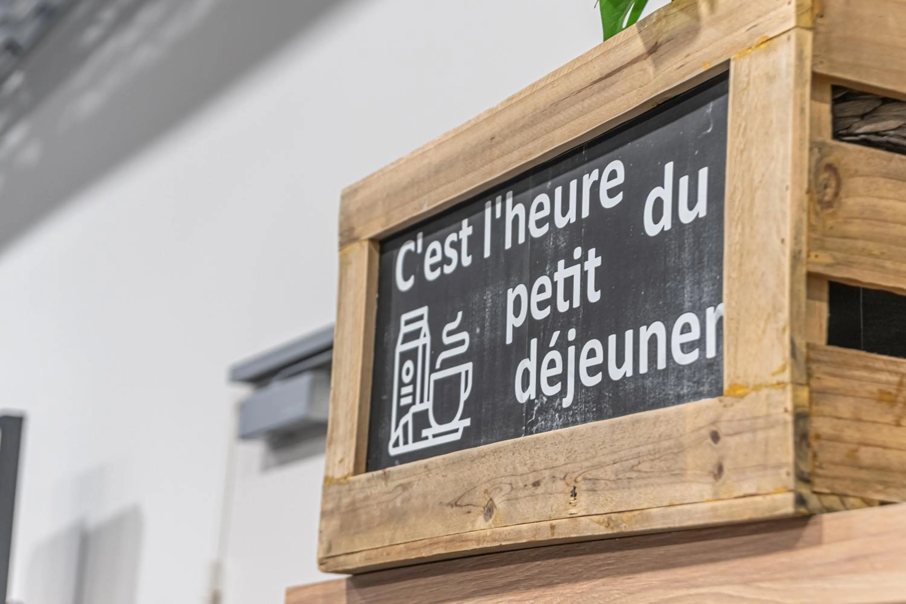 Text overlay in Montempô Appart'Hôtel Bordeaux Centre - Bassins à flot