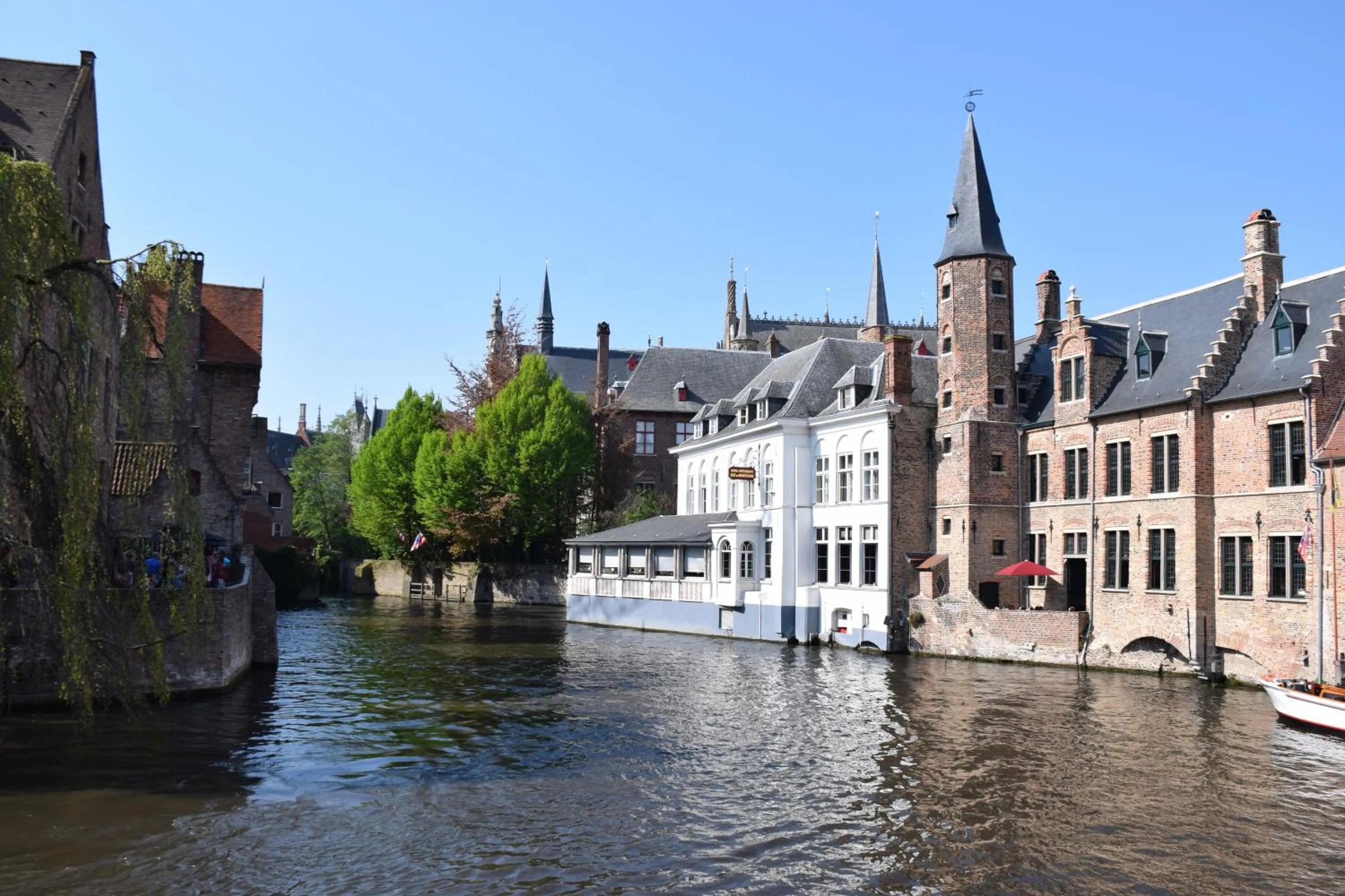 Spring in B&B My Suite Home