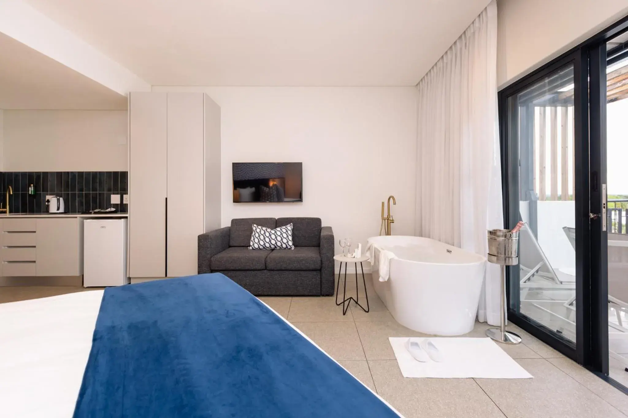 Executive Suite in MINT Resorts The Blyde Executive Suite in MINT Resorts The Blyde