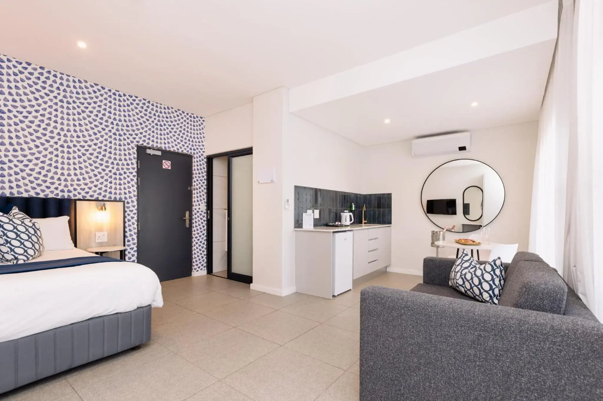 Deluxe Suite in MINT Resorts The Blyde Deluxe Suite in MINT Resorts The Blyde