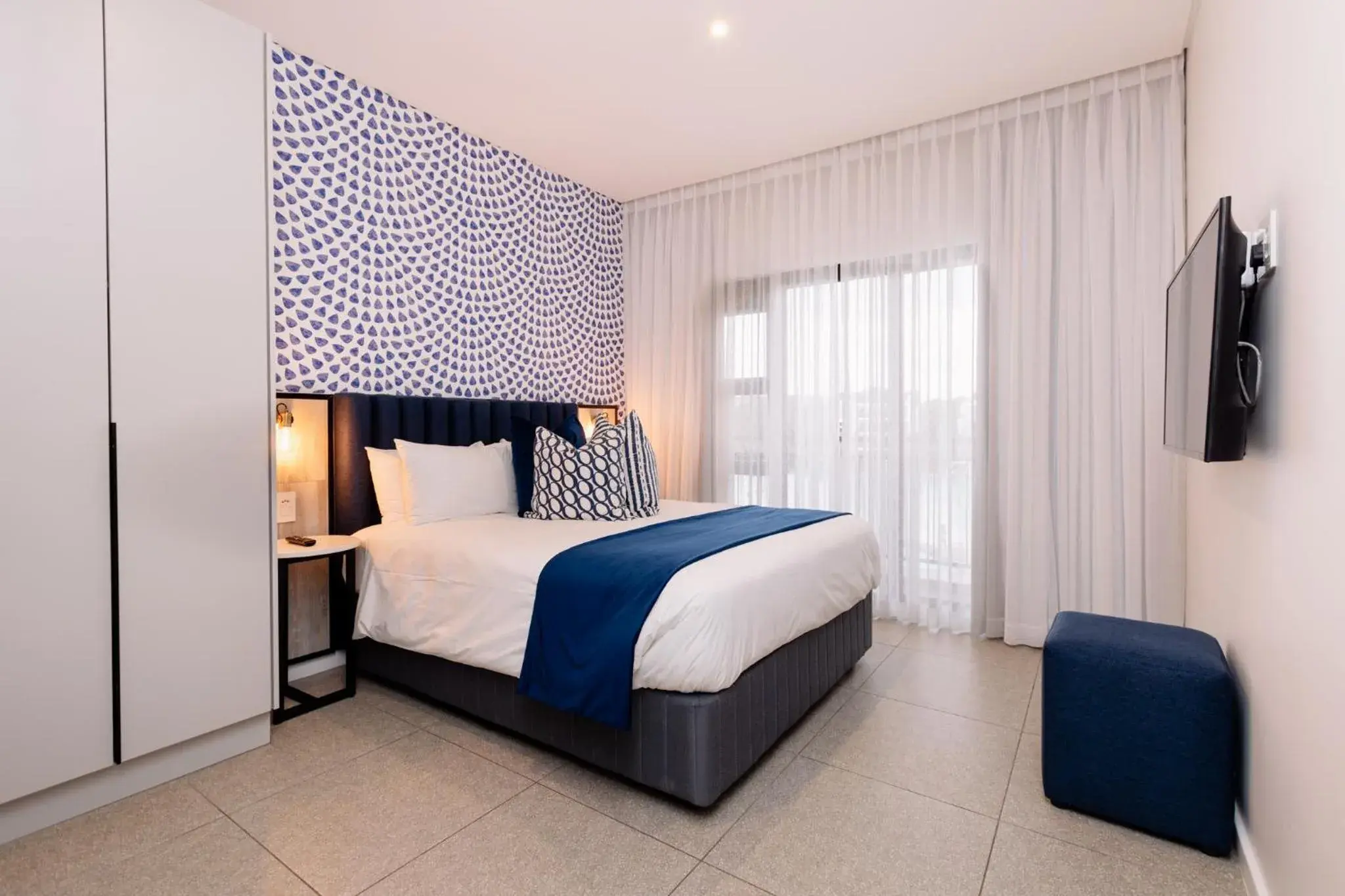 Queen Room - Disability Access in MINT Resorts The Blyde Queen Room - Disability Access in MINT Resorts The Blyde