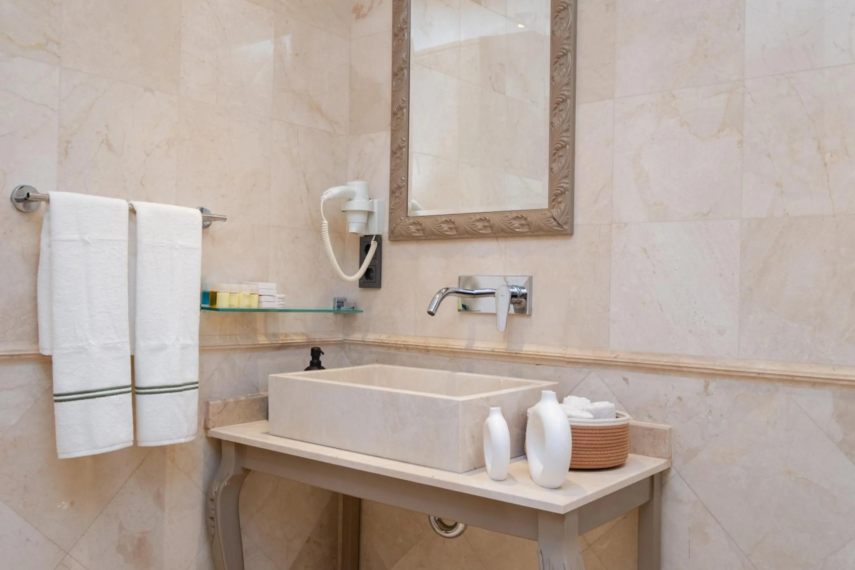 Shower in Home Of Istanbul