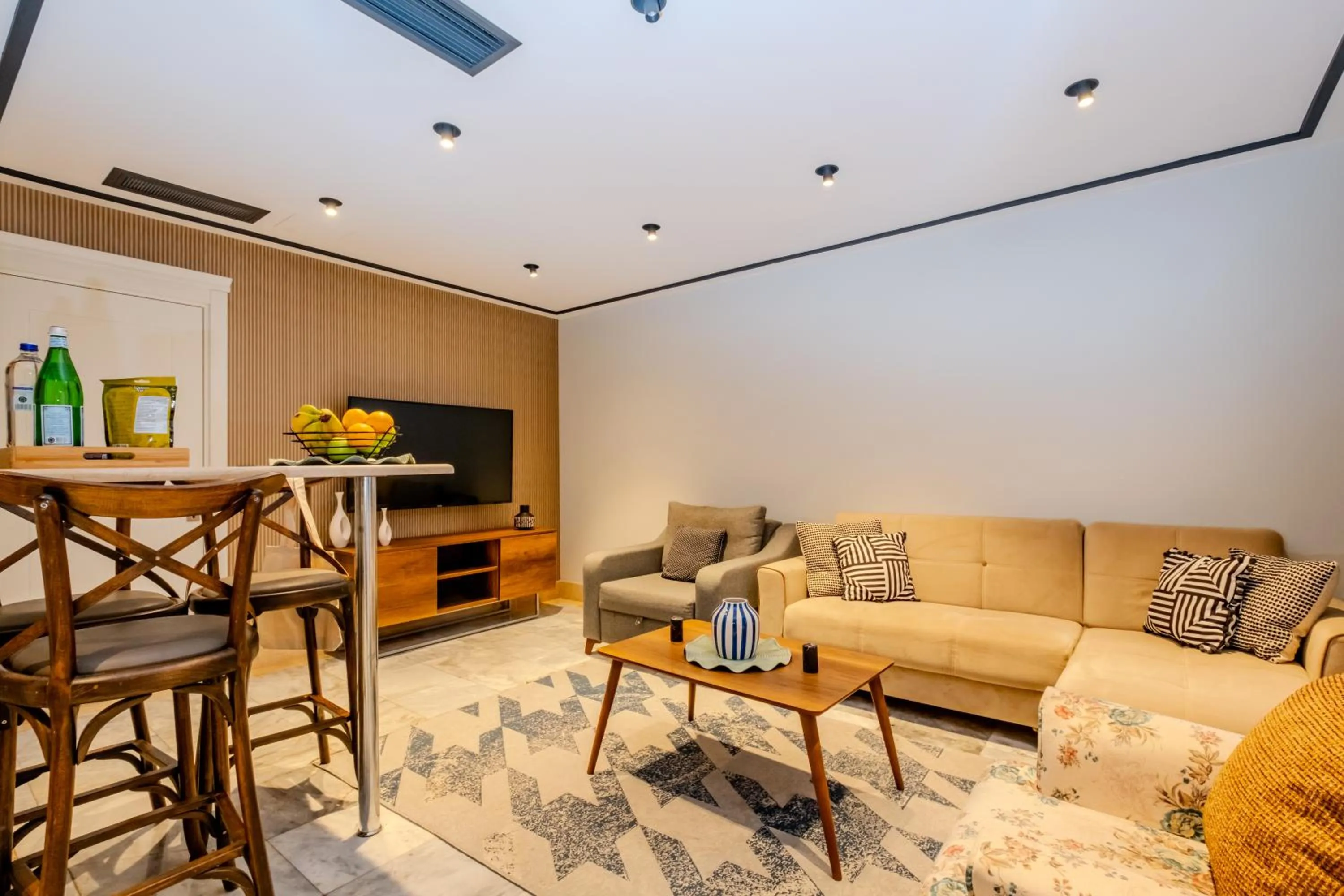 TV and multimedia in Home Of Istanbul