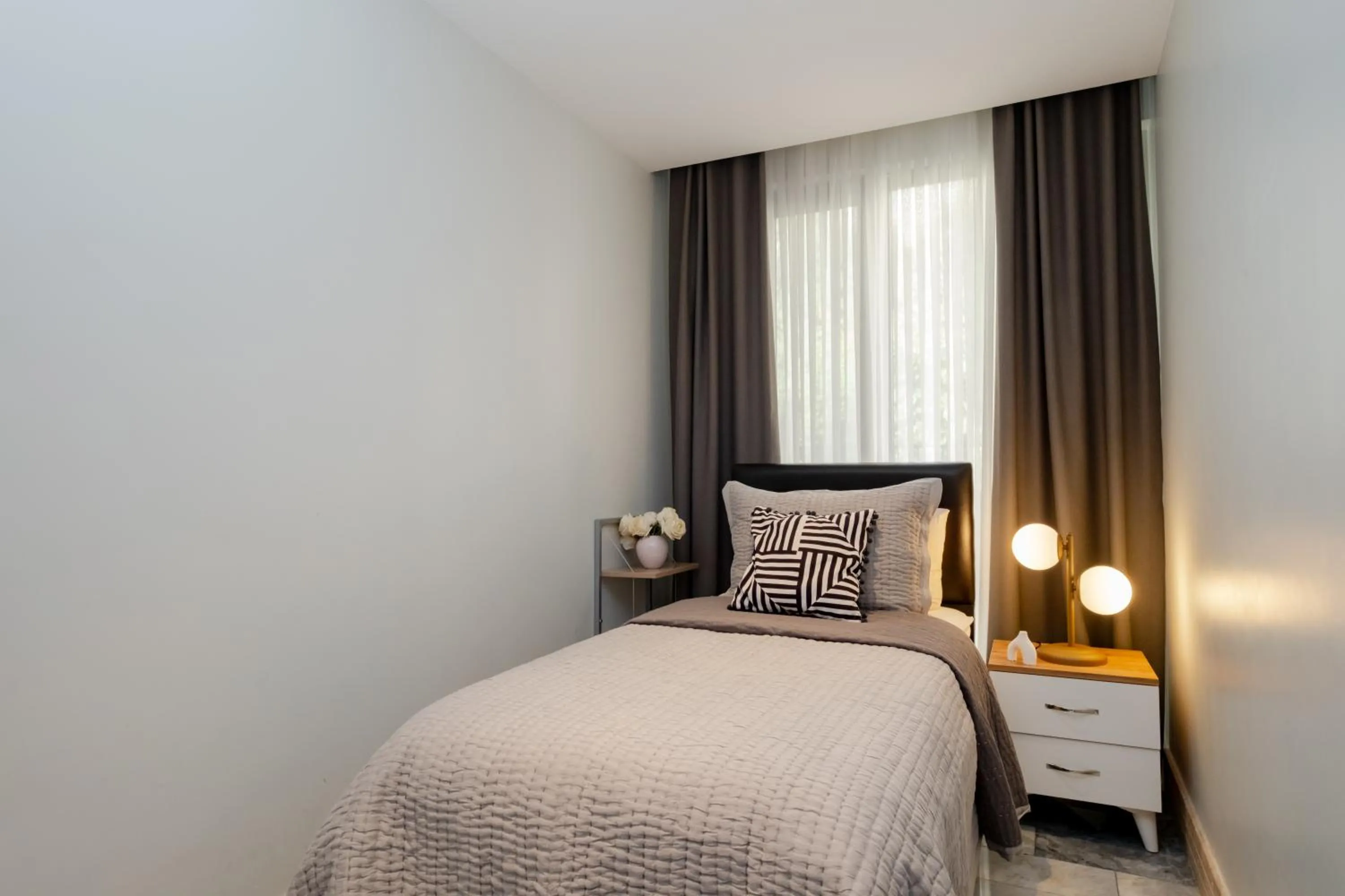 Bed in Home Of Istanbul