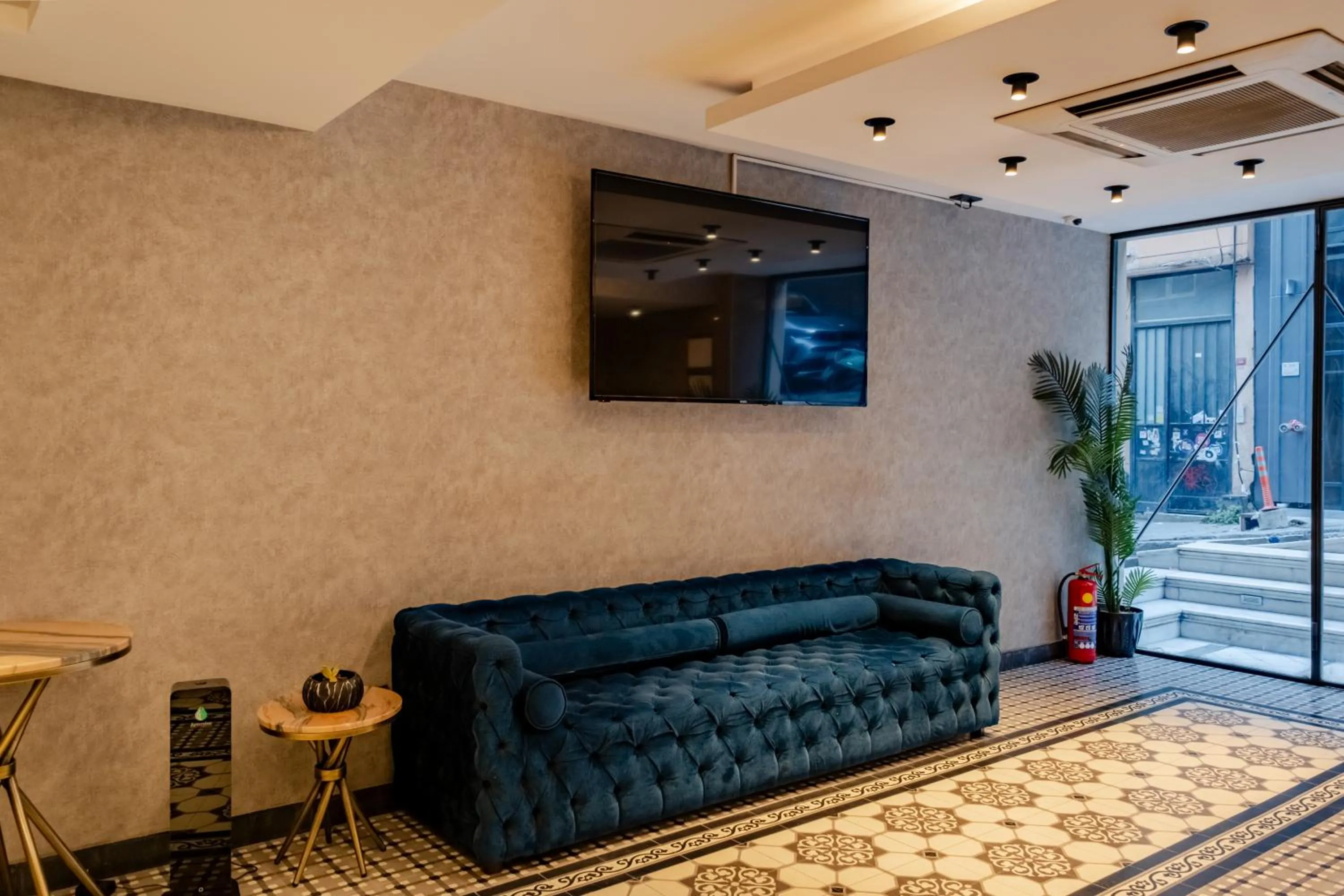 TV and multimedia in Home Of Istanbul