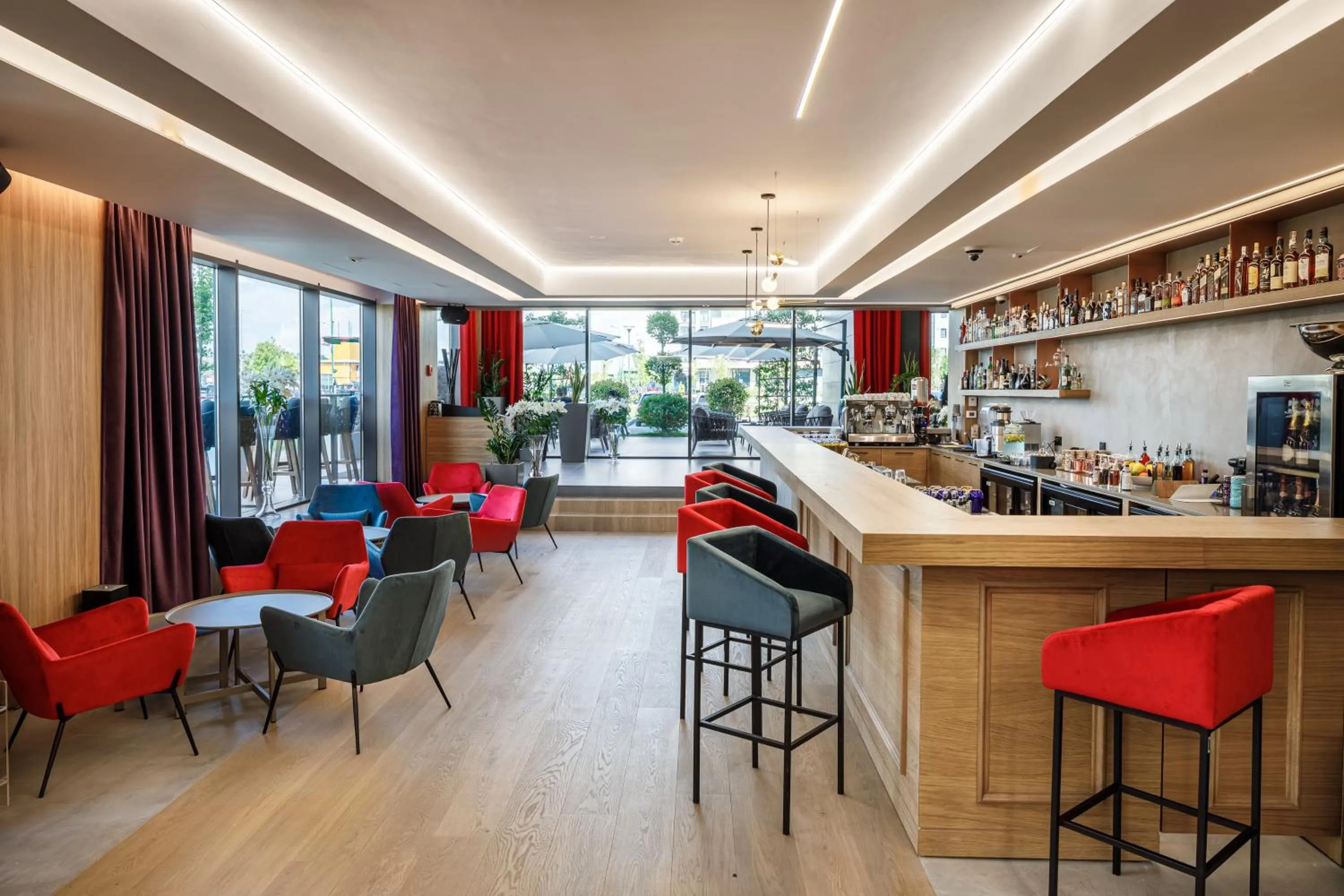 Lounge or bar in Qosmo Brasov Hotel