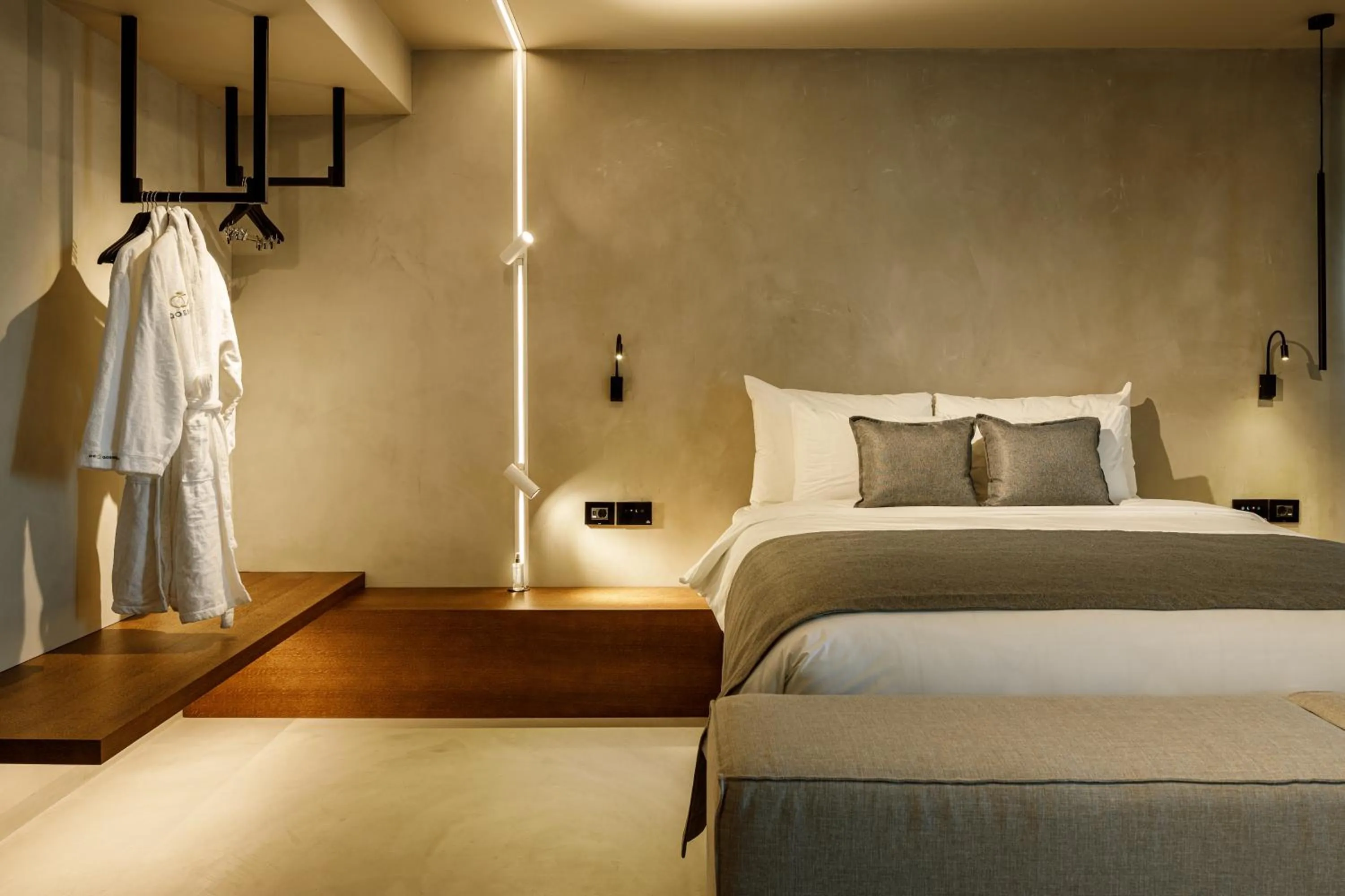 Bed in Qosmo Brasov Hotel