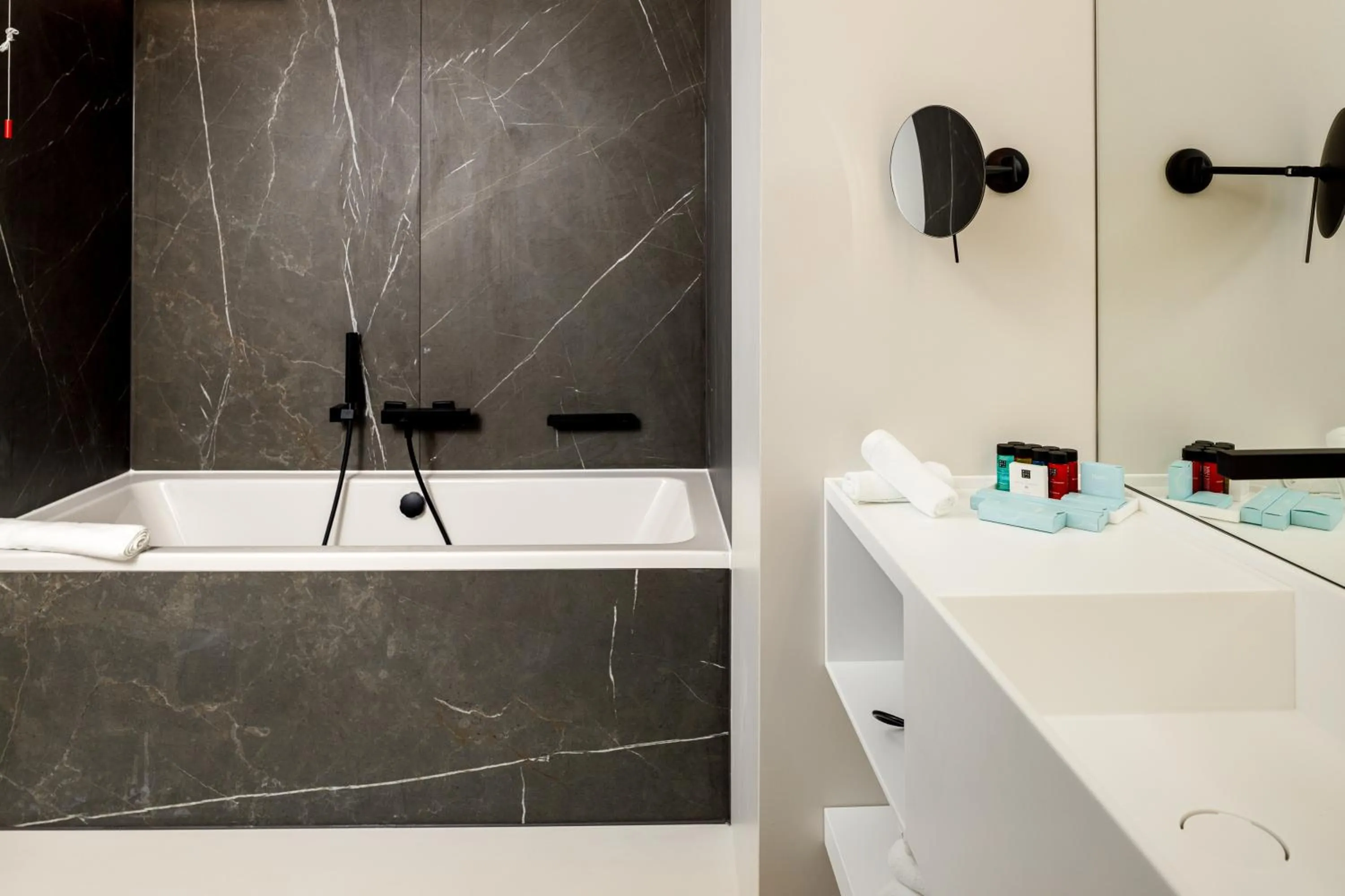 Bathroom in Qosmo Brasov Hotel