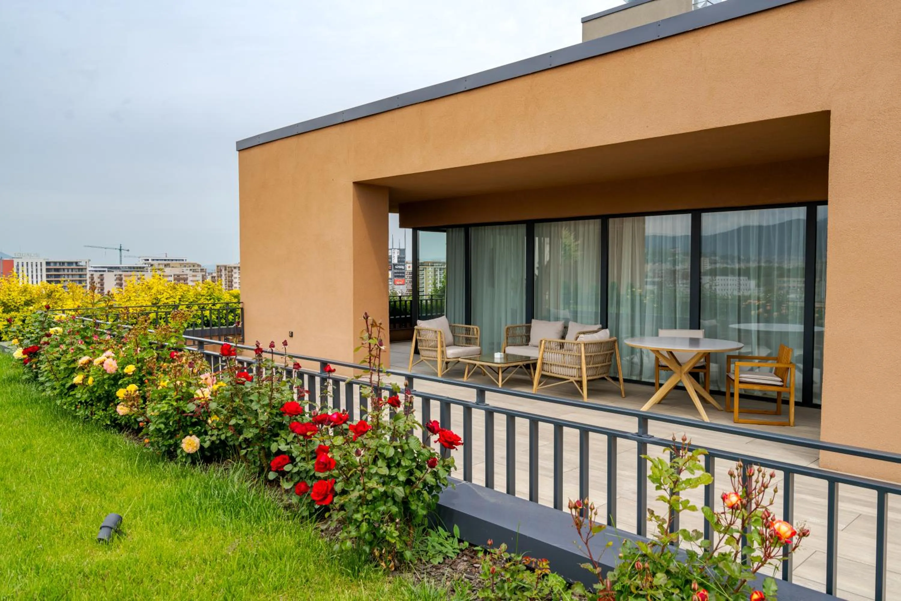 Balcony/Terrace in Qosmo Brasov Hotel
