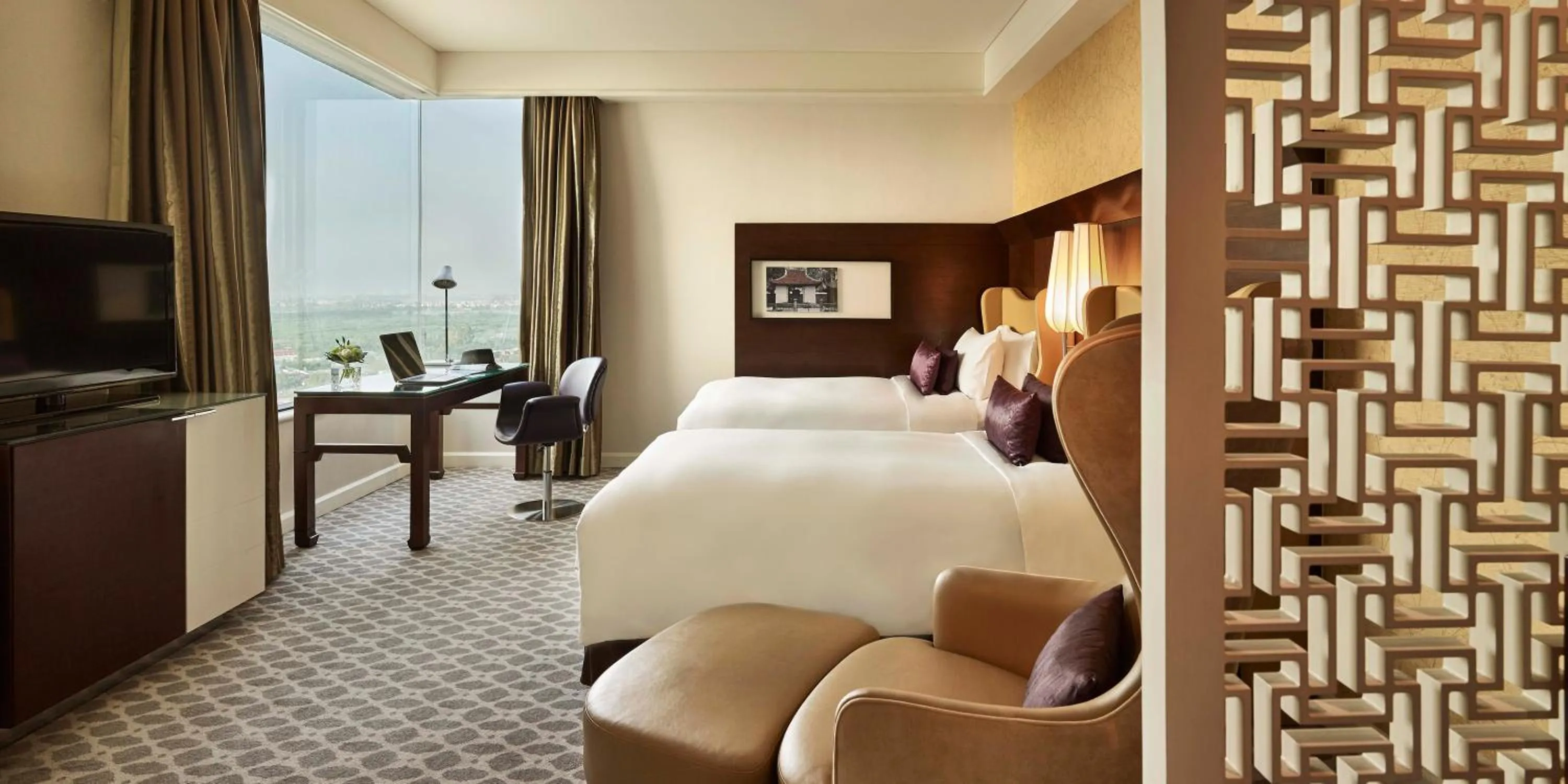 Bedroom, Bed in Pan Pacific Hanoi