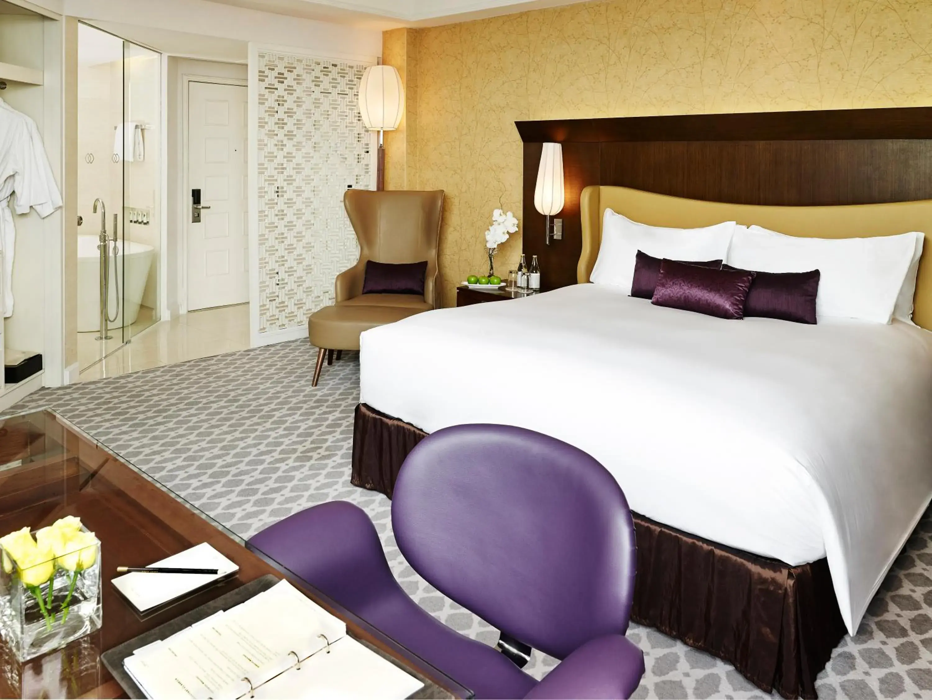 Pacific Club Room in Pan Pacific Hanoi Pacific Club Room in Pan Pacific Hanoi