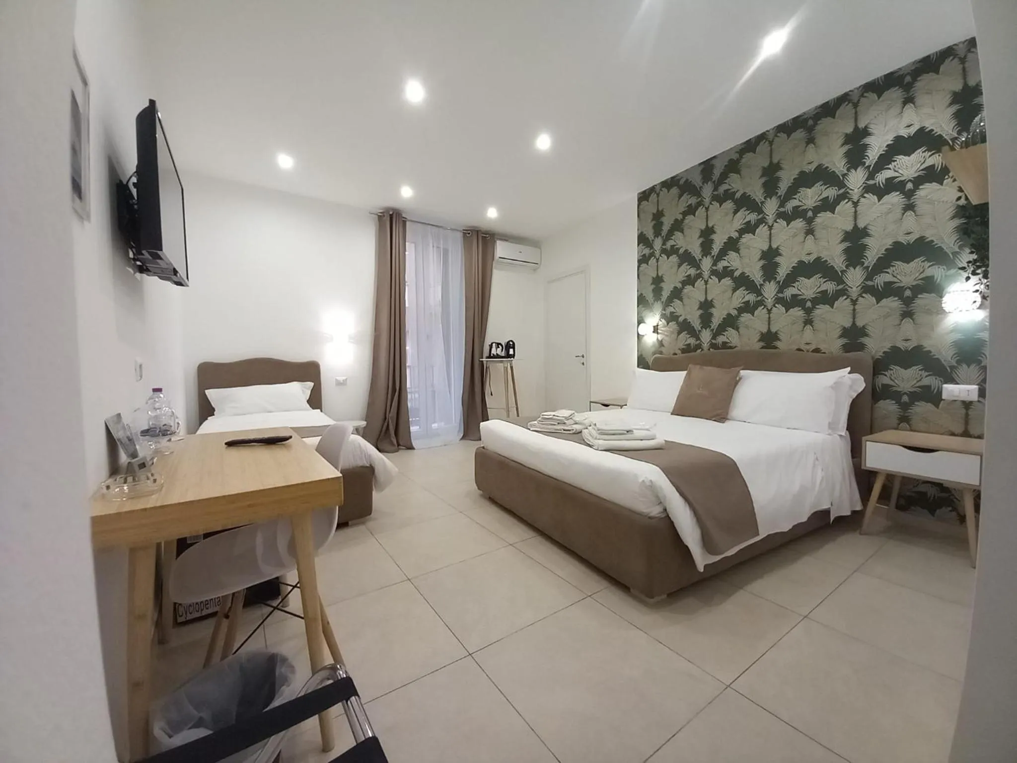 Bedroom, Bed in Dimora Fantasia Charme B&B