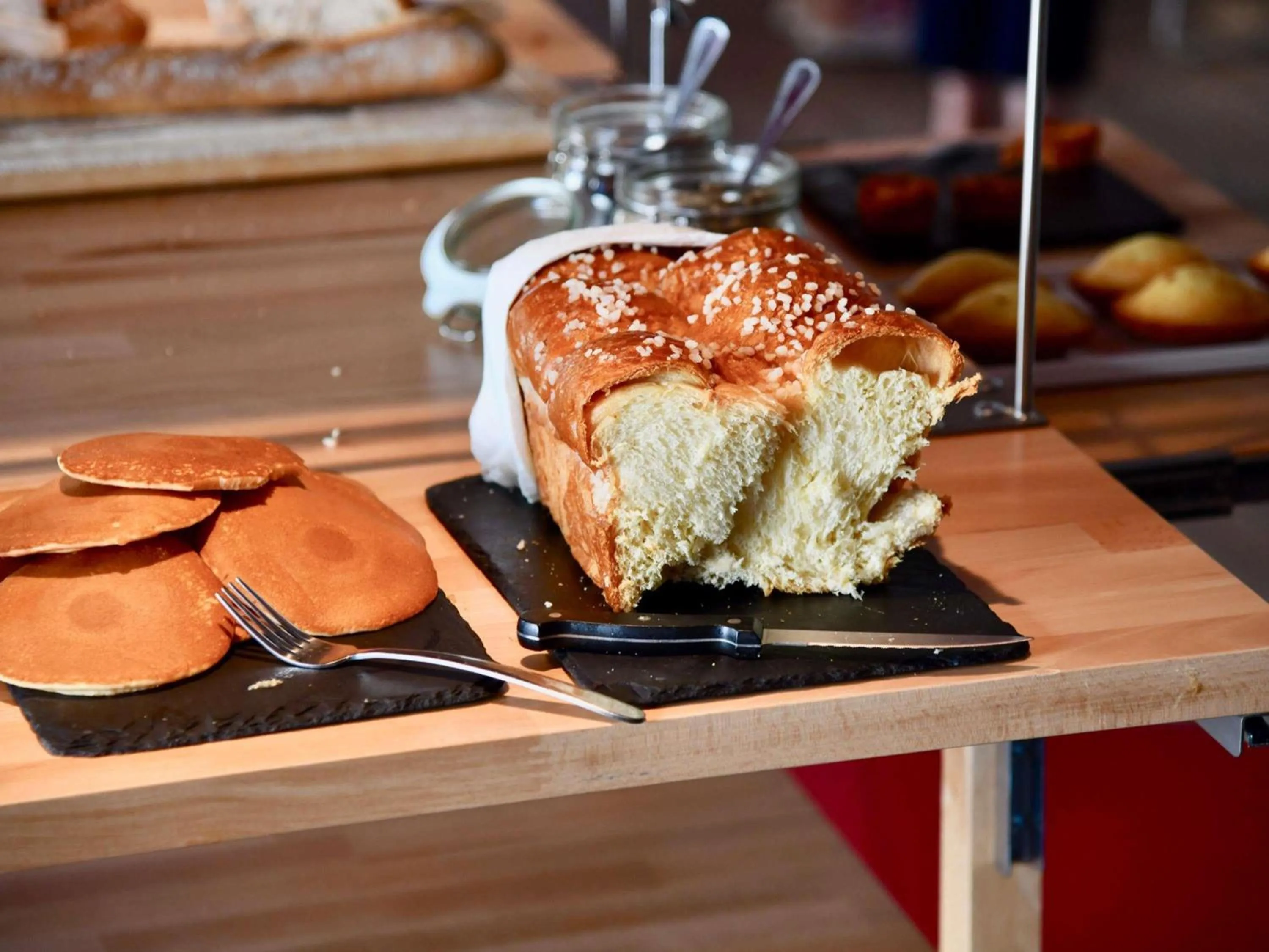 Breakfast in ibis Styles Brest Centre Port