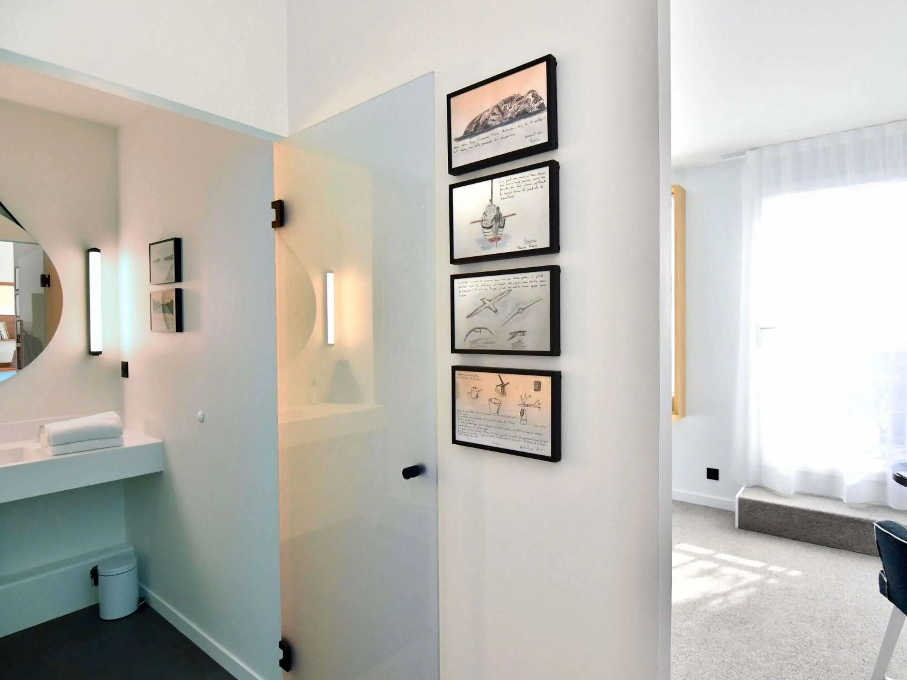 Bedroom in ibis Styles Brest Centre Port