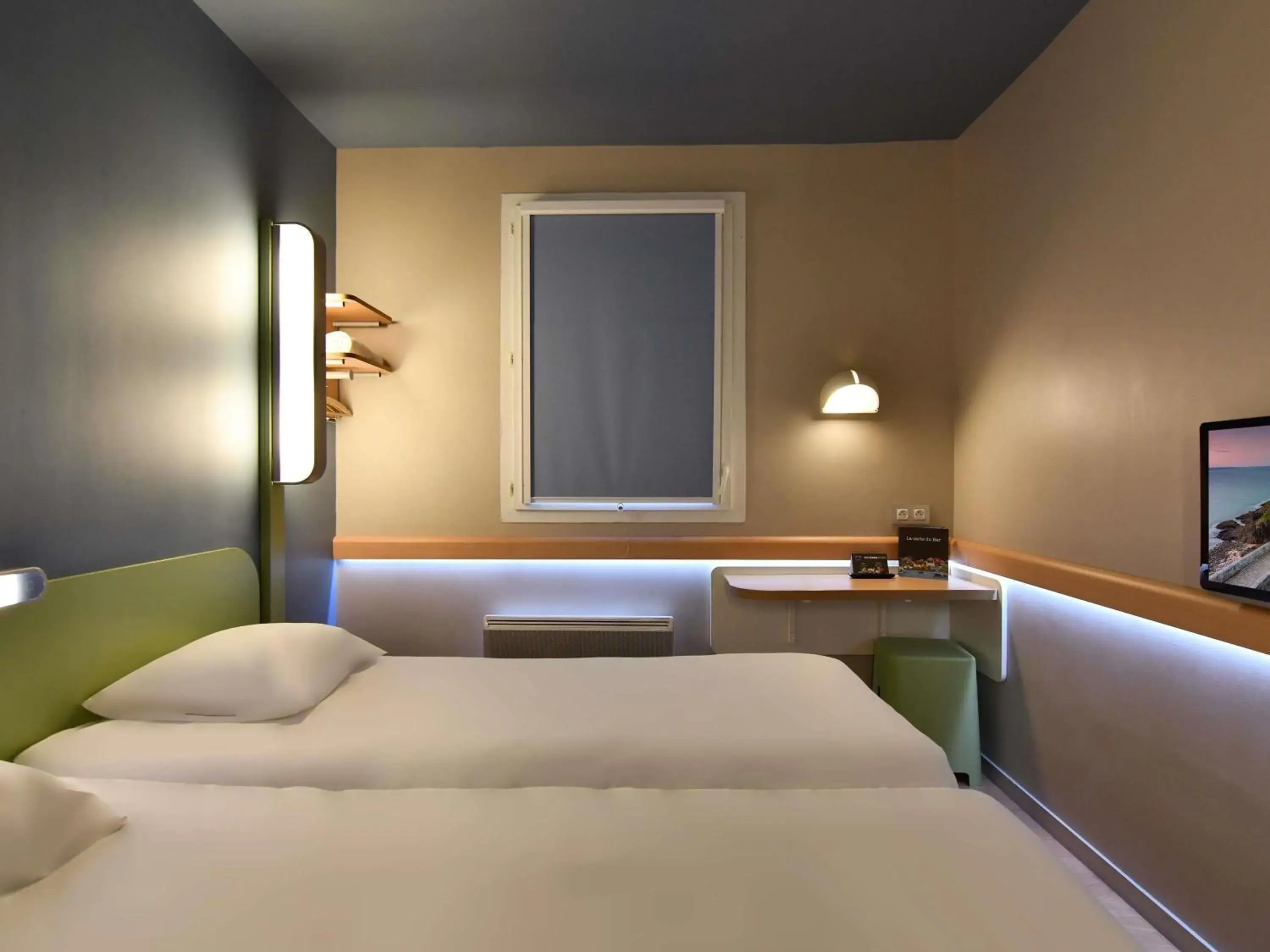 Twin Room in ibis budget Brest Centre Port Twin Room in ibis budget Brest Centre Port