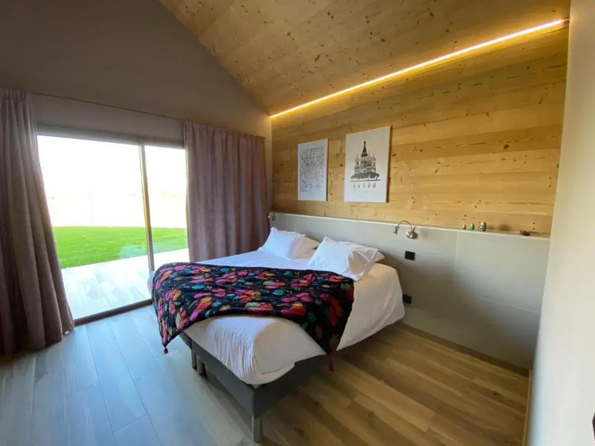 Superior Quadruple Room - single occupancy in World Hotel Superior Quadruple Room - single occupancy in World Hotel