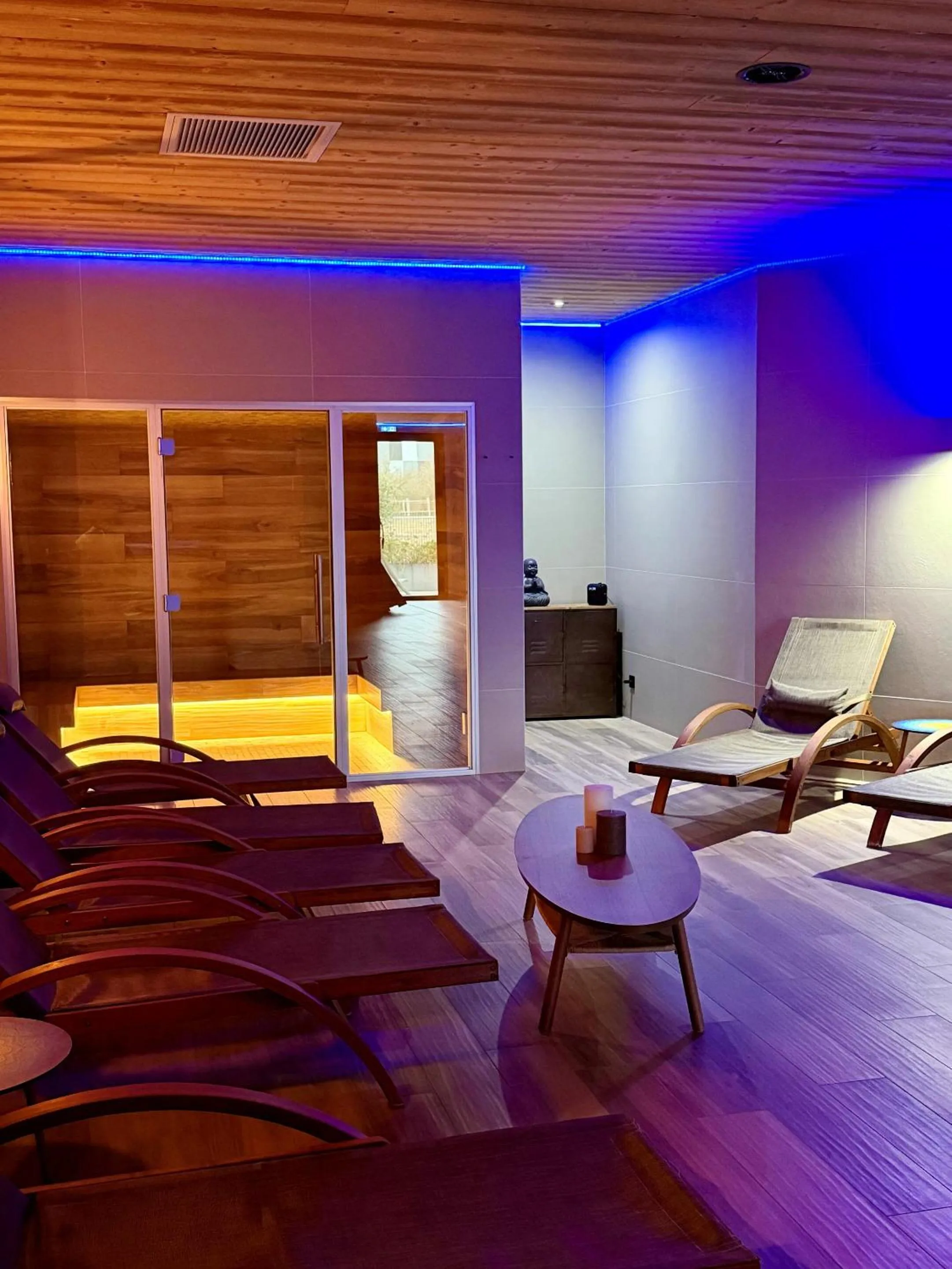 Spa and wellness centre/facilities in World Hotel