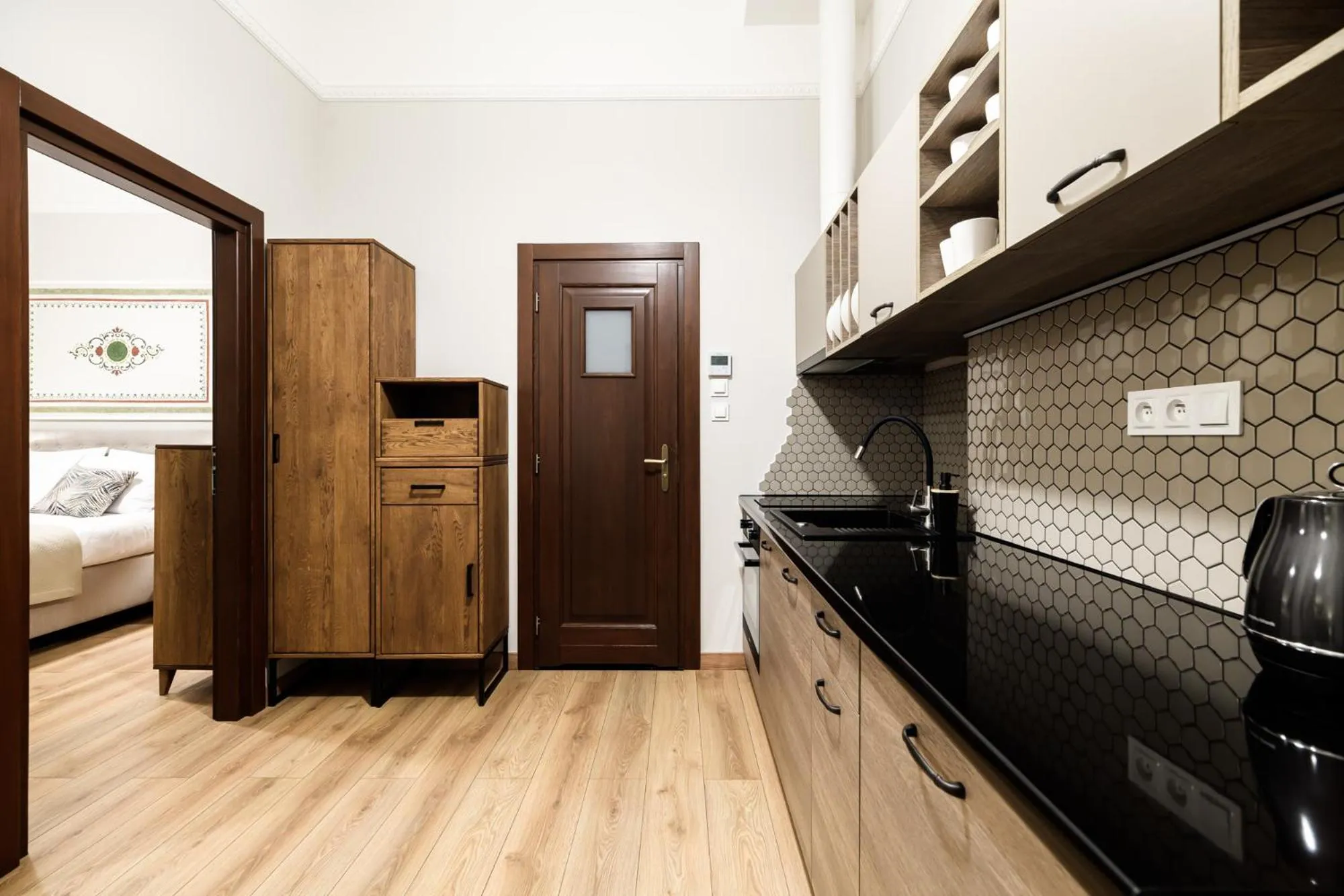 Kitchen or kitchenette in Apart Residence Ariańska 16 by NEARTO PL