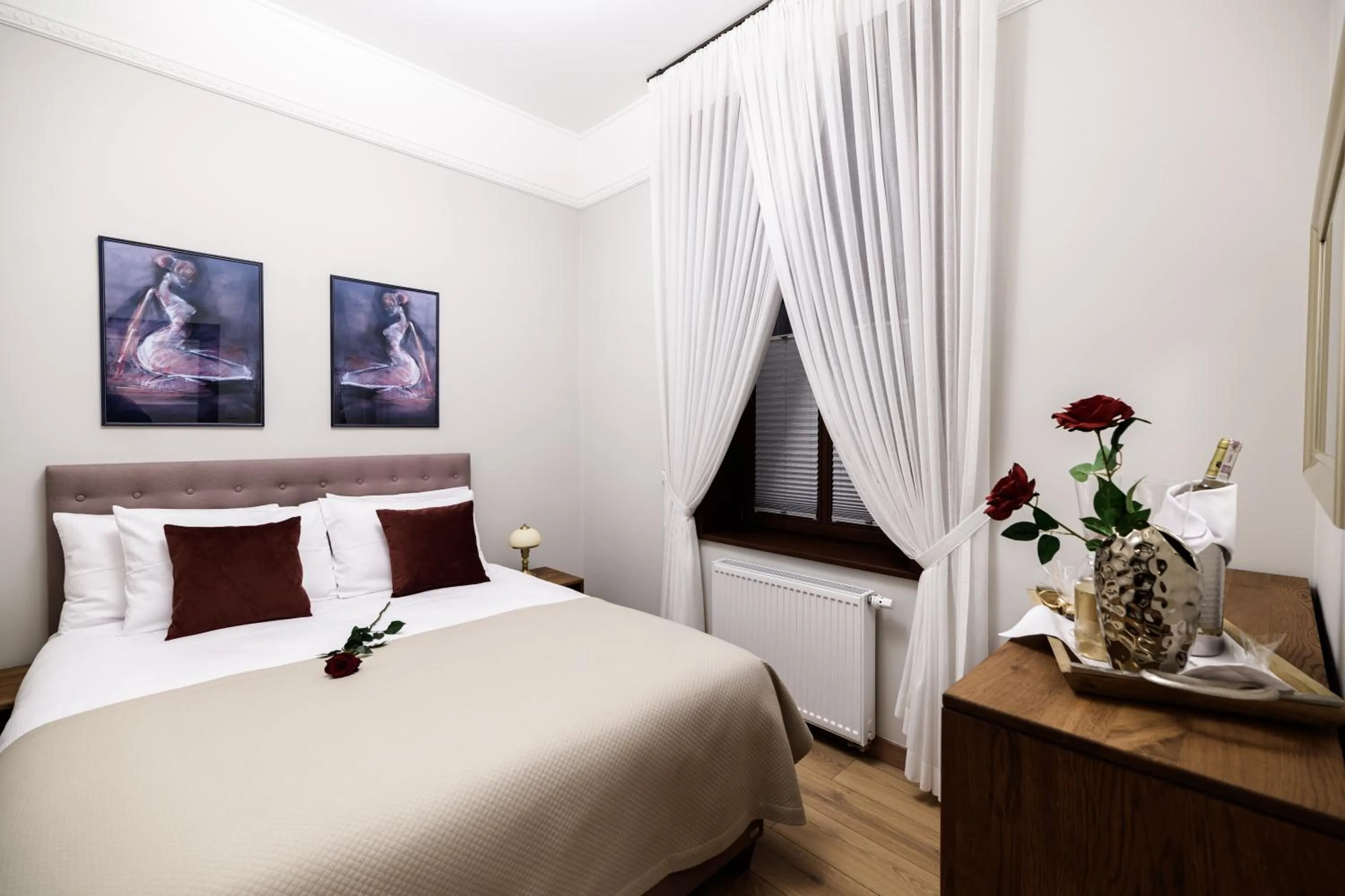 Bed in Apart Residence Ariańska 16 by NEARTO PL