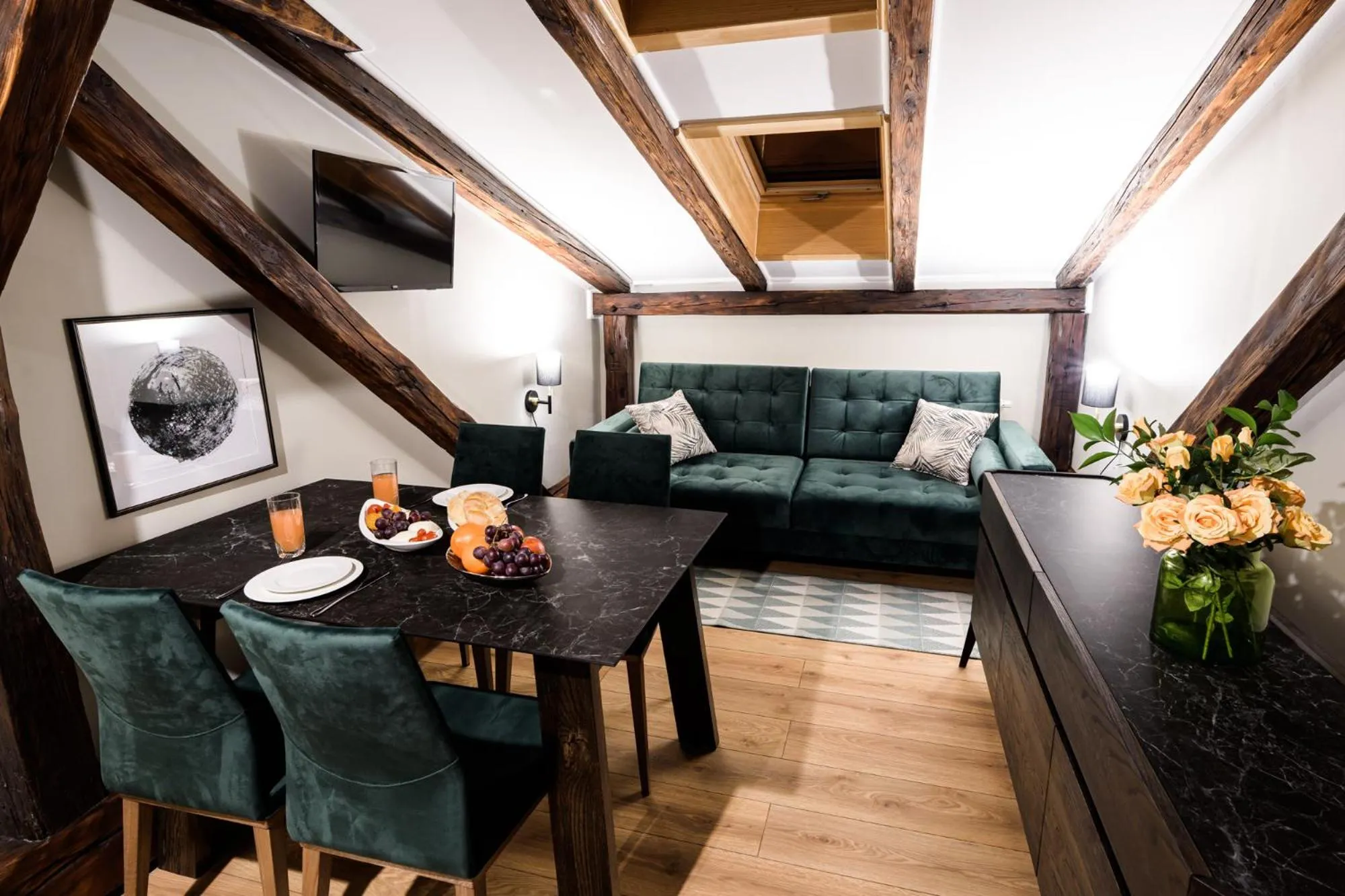 Living room in Apart Residence Ariańska 16 by NEARTO PL