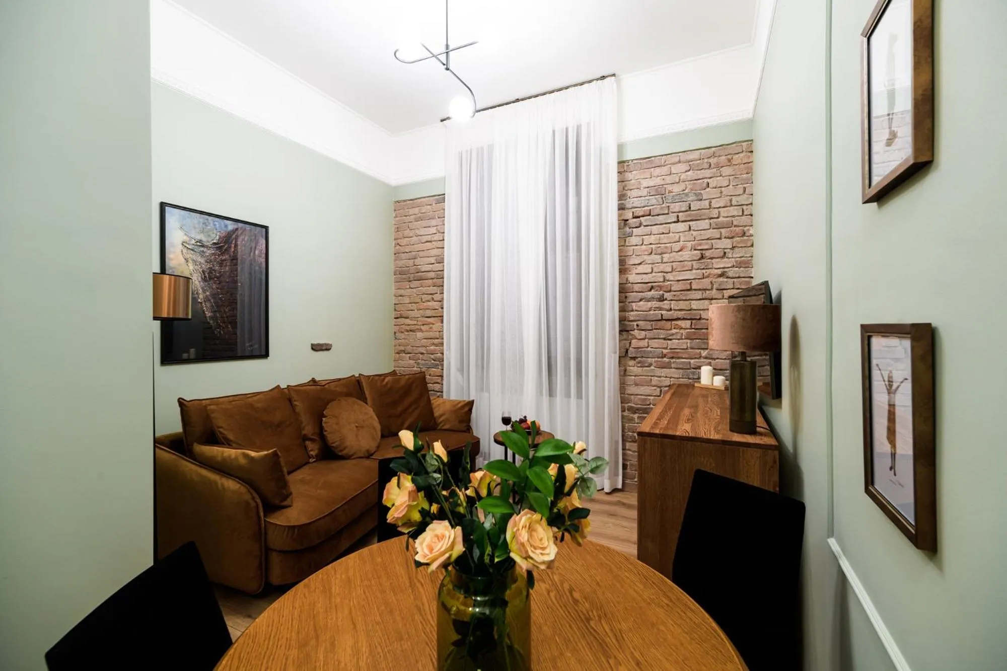 Living room in Apart Residence Ariańska 16 by NEARTO PL