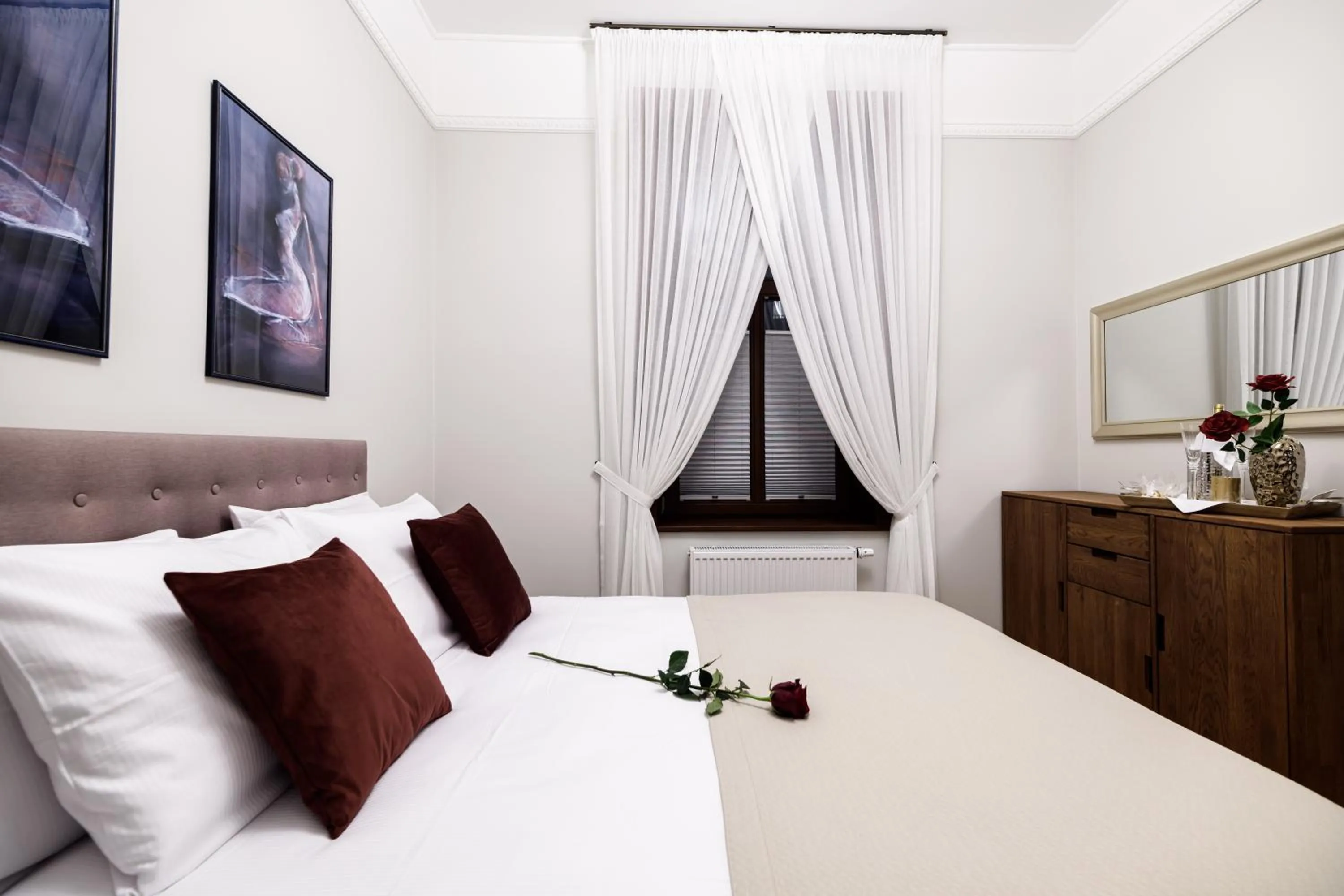 Bed in Apart Residence Ariańska 16 by NEARTO PL