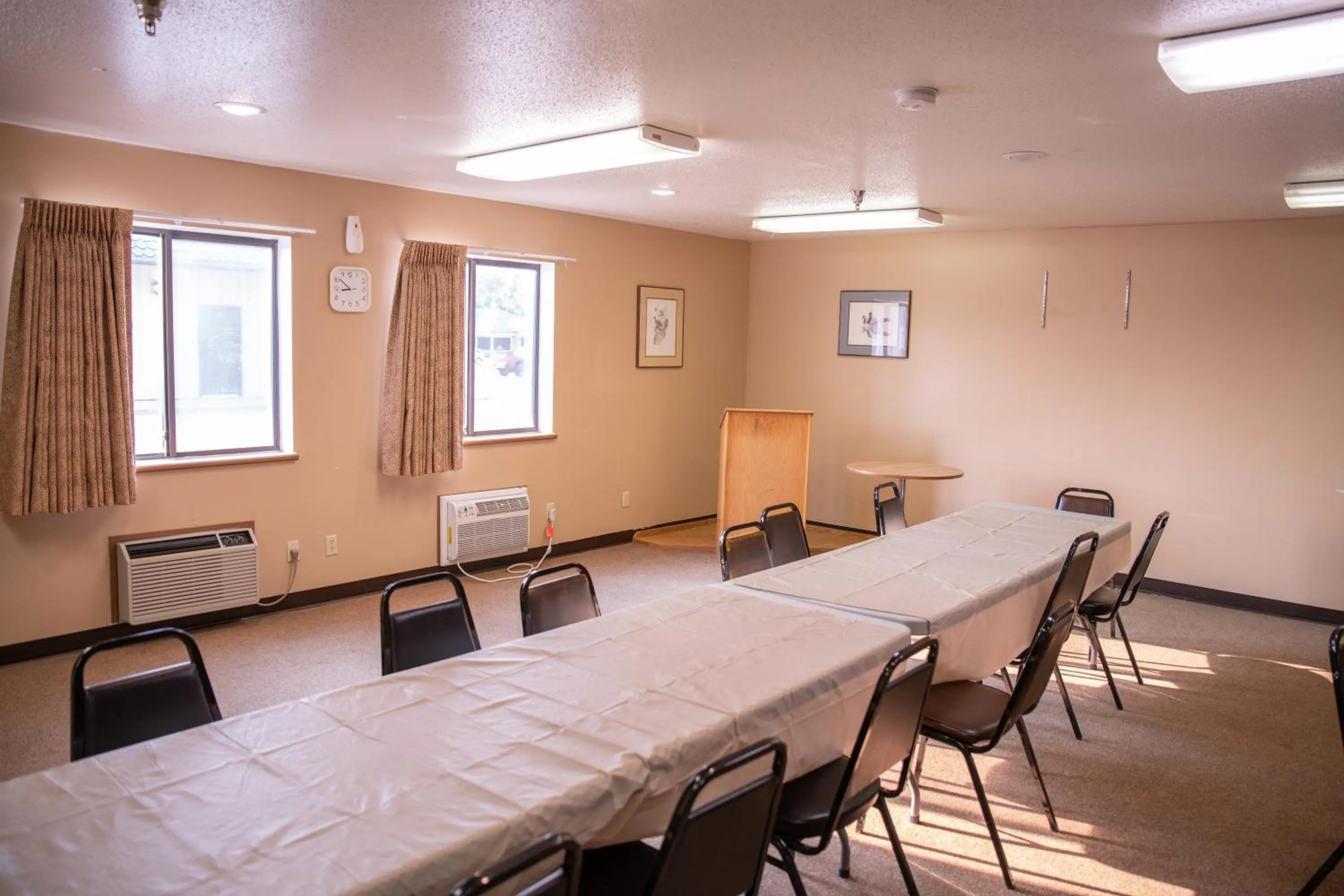 Wagner Lakeside Motel