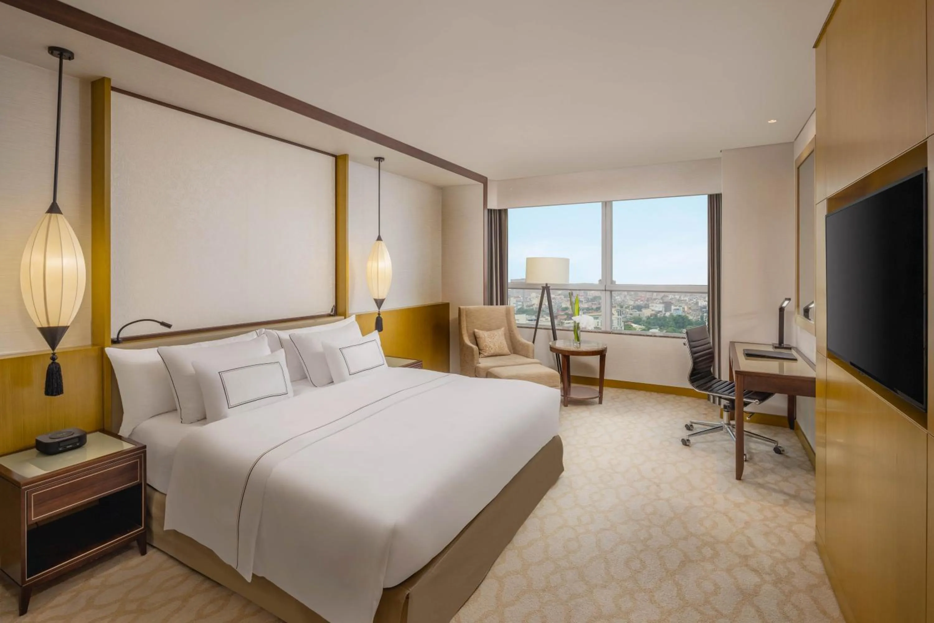 Bedroom, Bed in Melia Hanoi