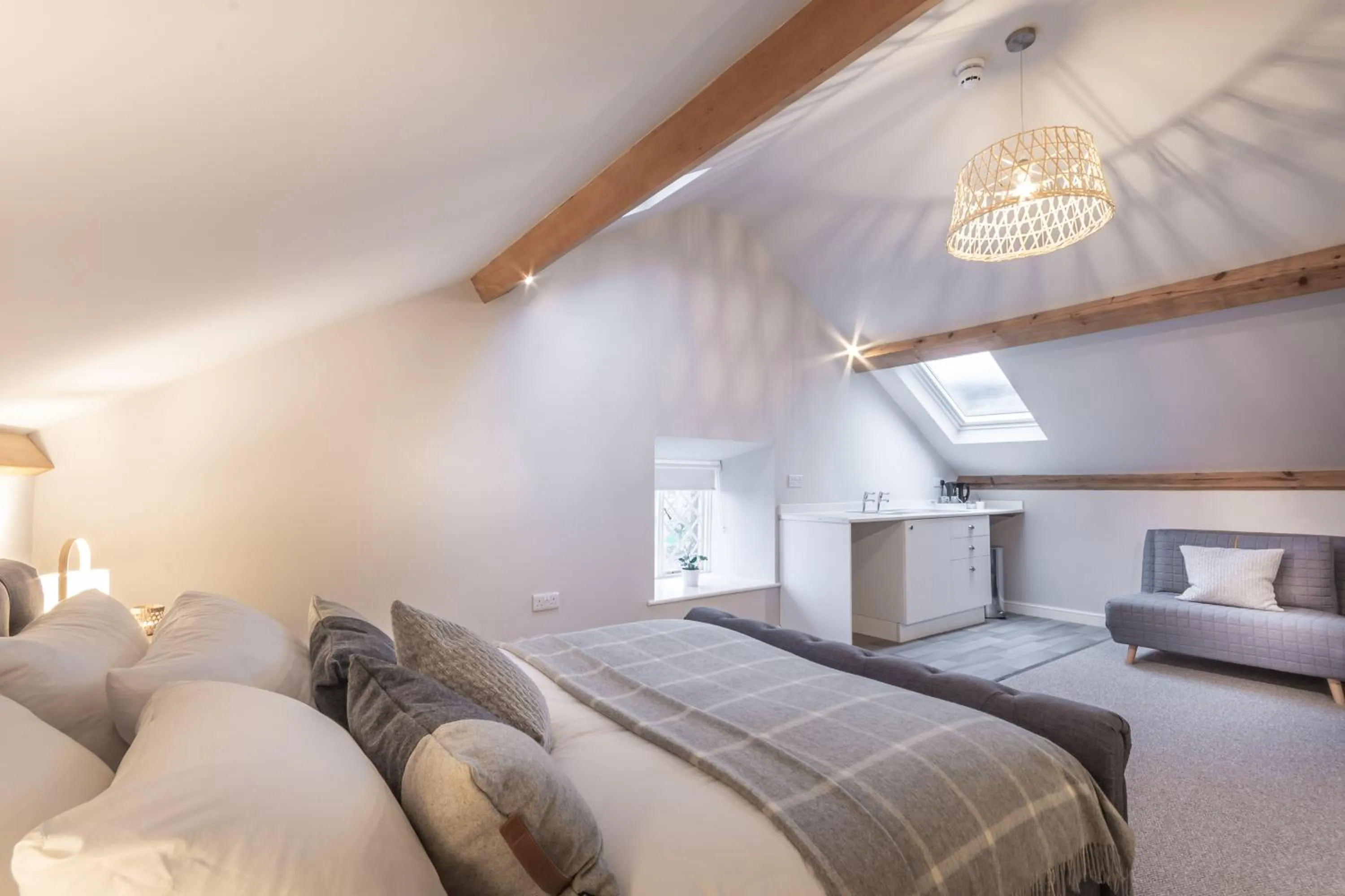 Photo of the whole room, Bed in Griffin Inn