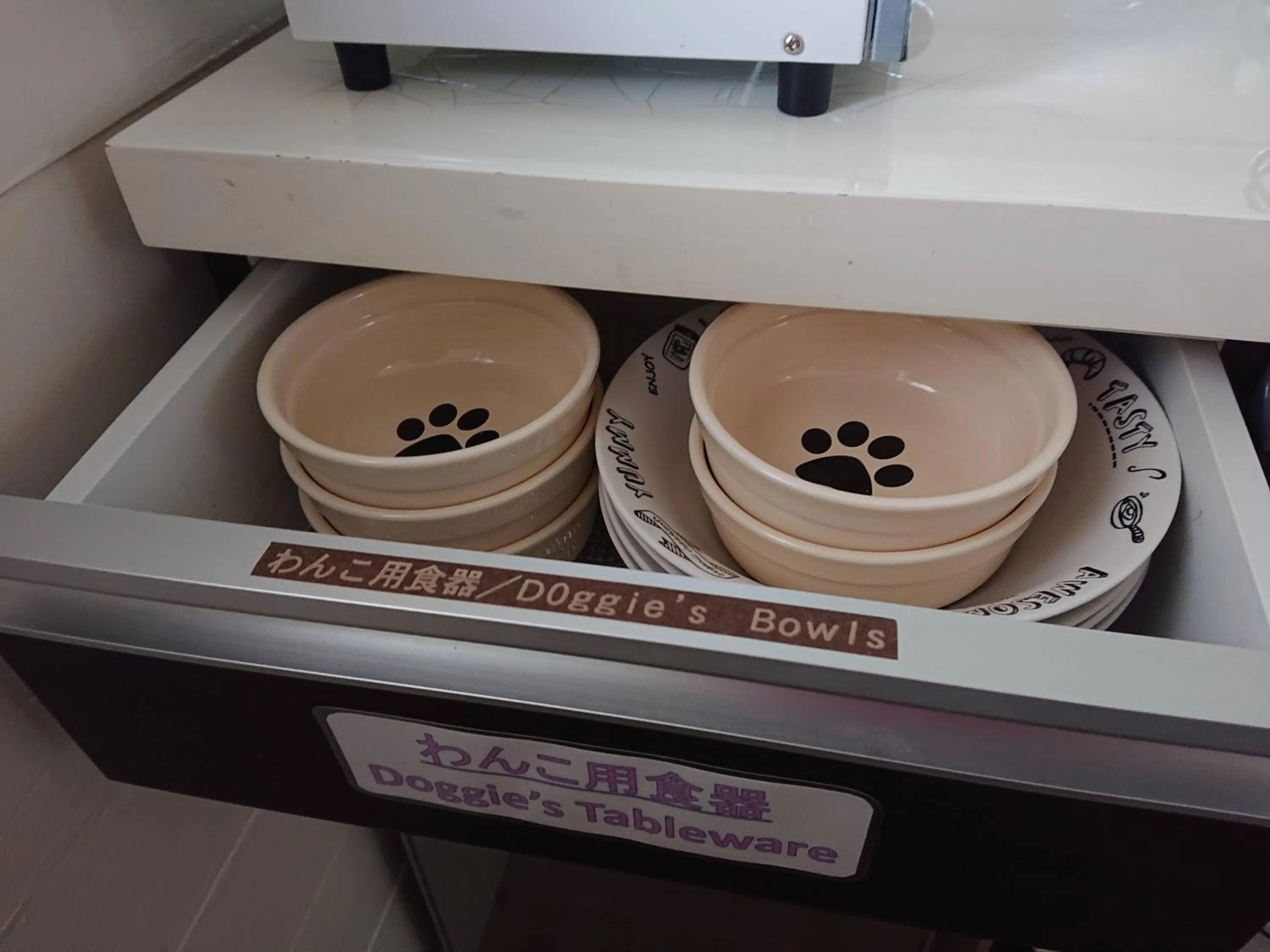 Pets in Maribu Beach House