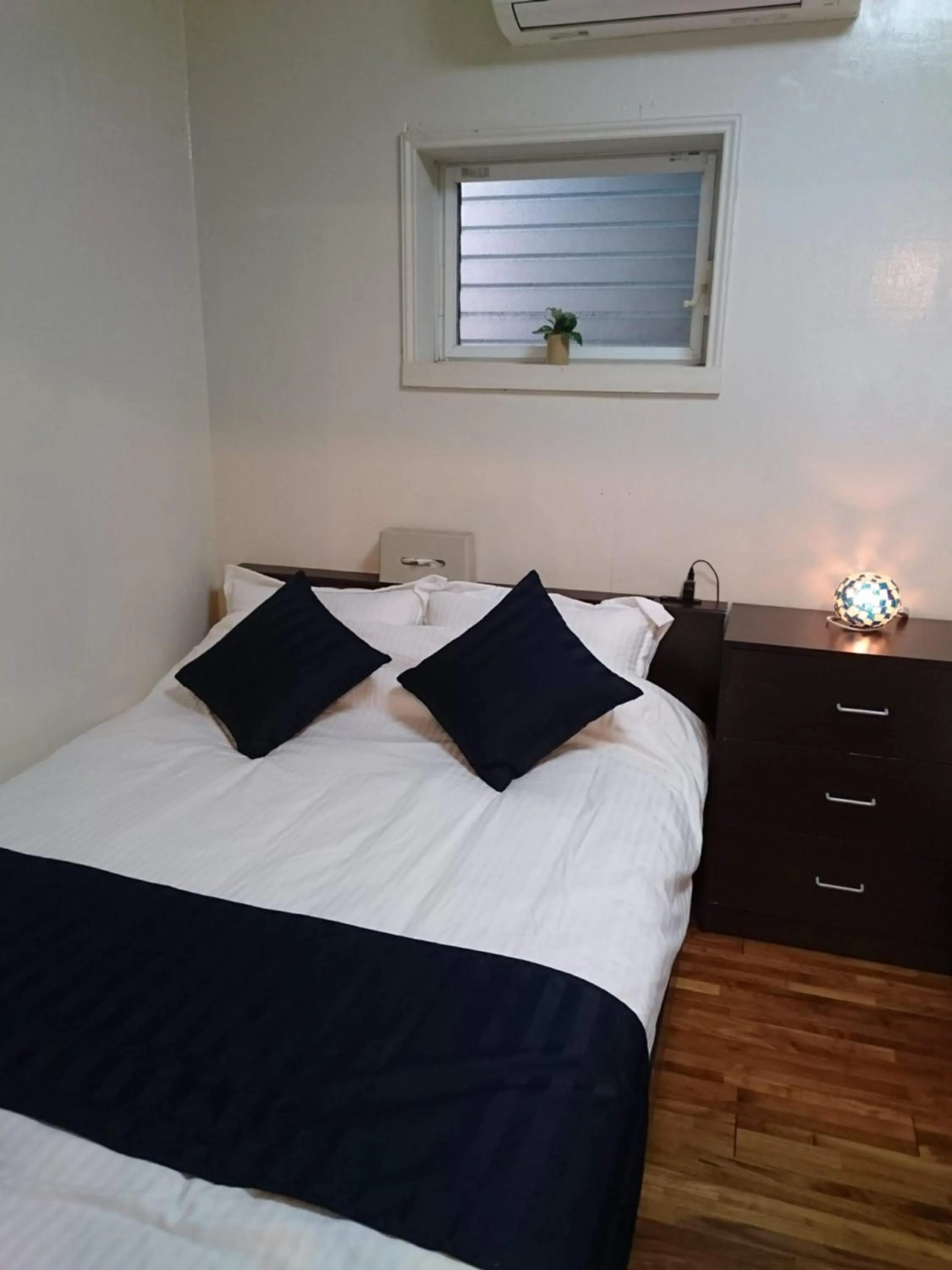 Bedroom, Bed in Maribu Beach House