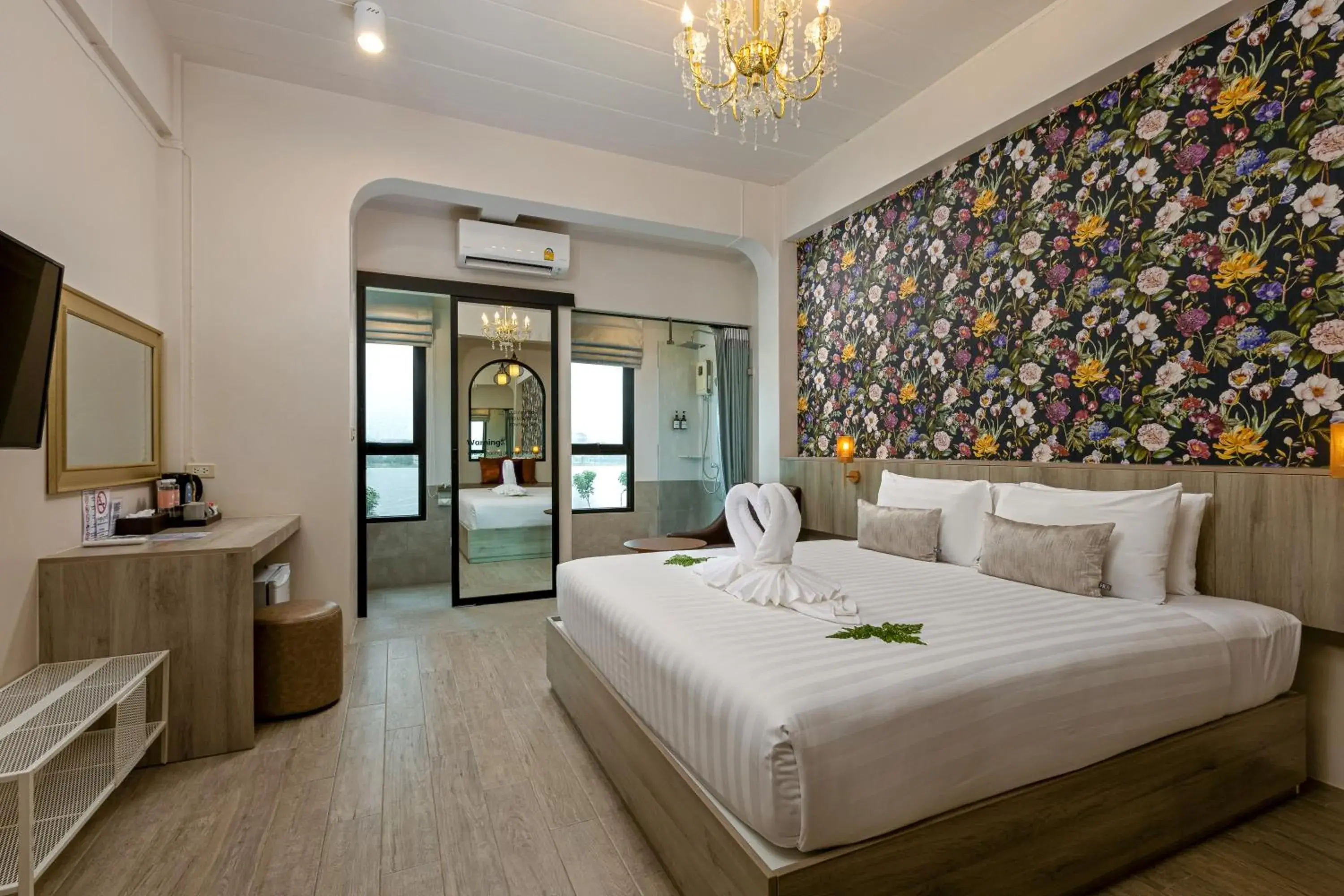 King Room in Ang Pao Hotel Phuket King Room in Ang Pao Hotel Phuket