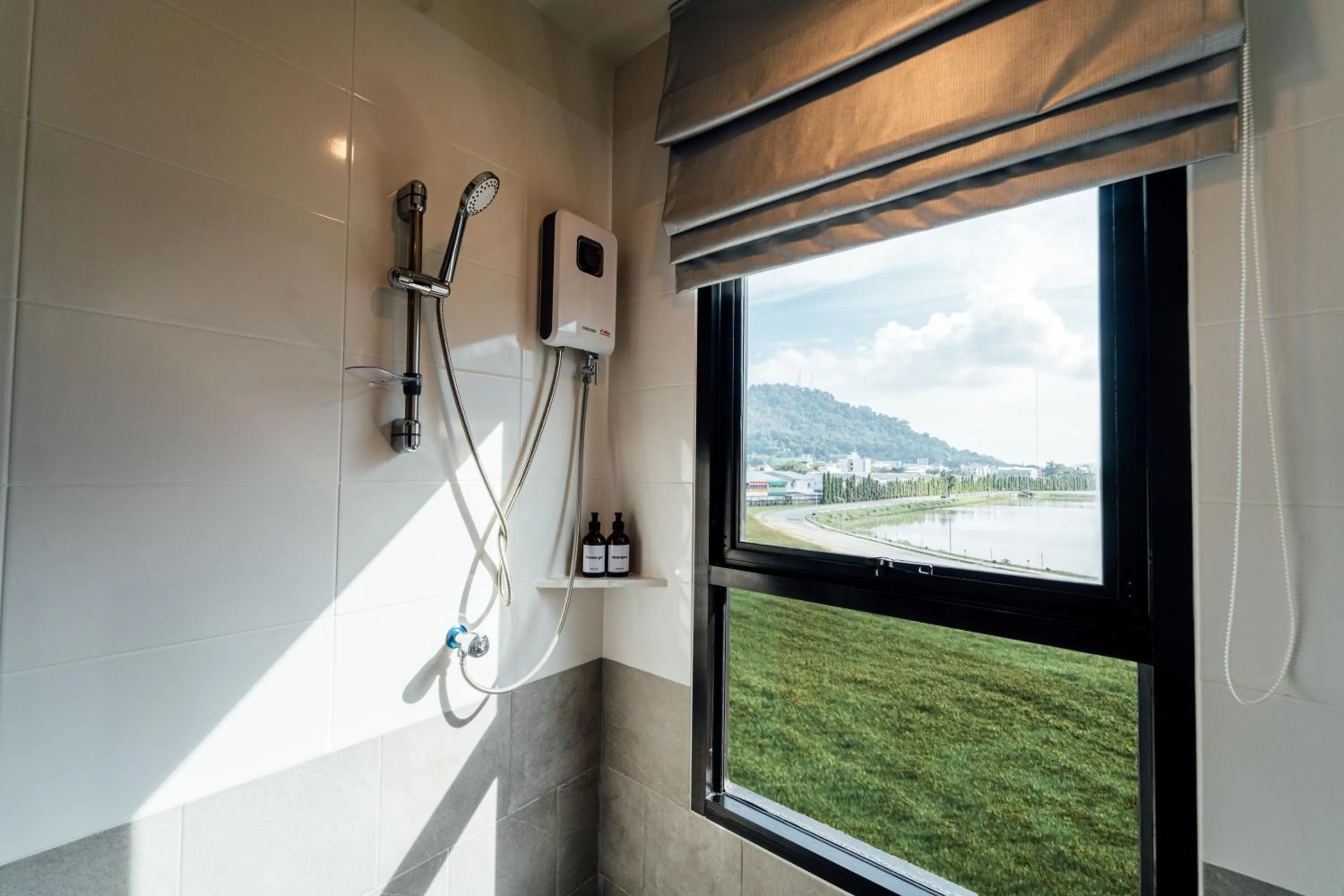 Bathroom in Ang Pao Hotel Phuket