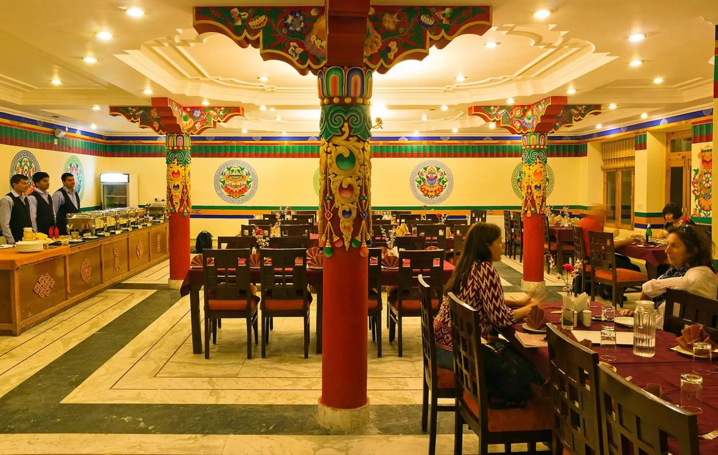 Restaurant/places to eat in Ladakh Residency
