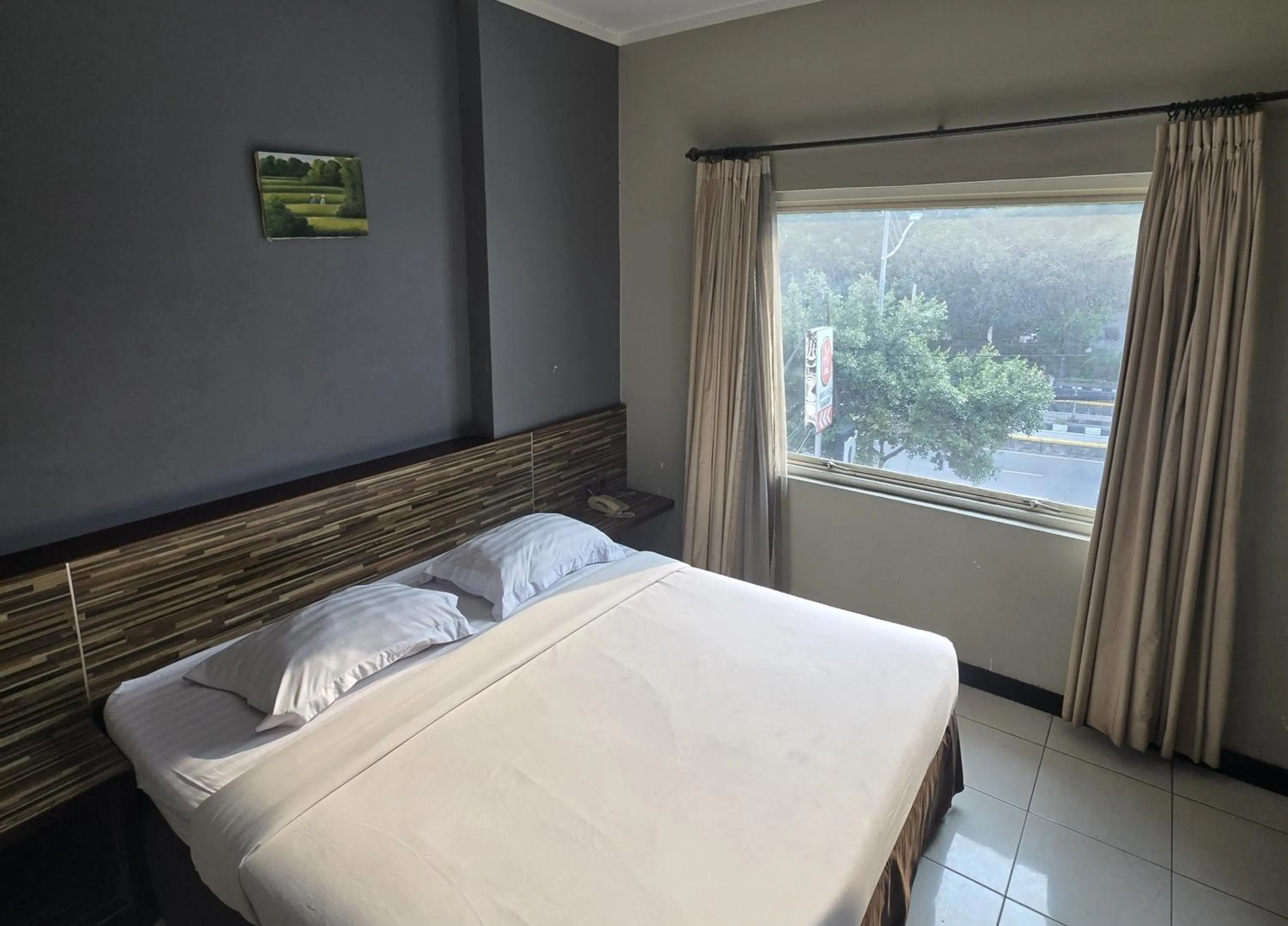 Bed in N2 Hotel Gunung Sahari